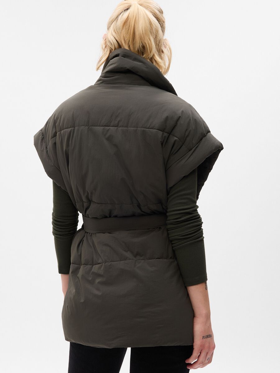 Sleeveless down jacket with belt Woman_1