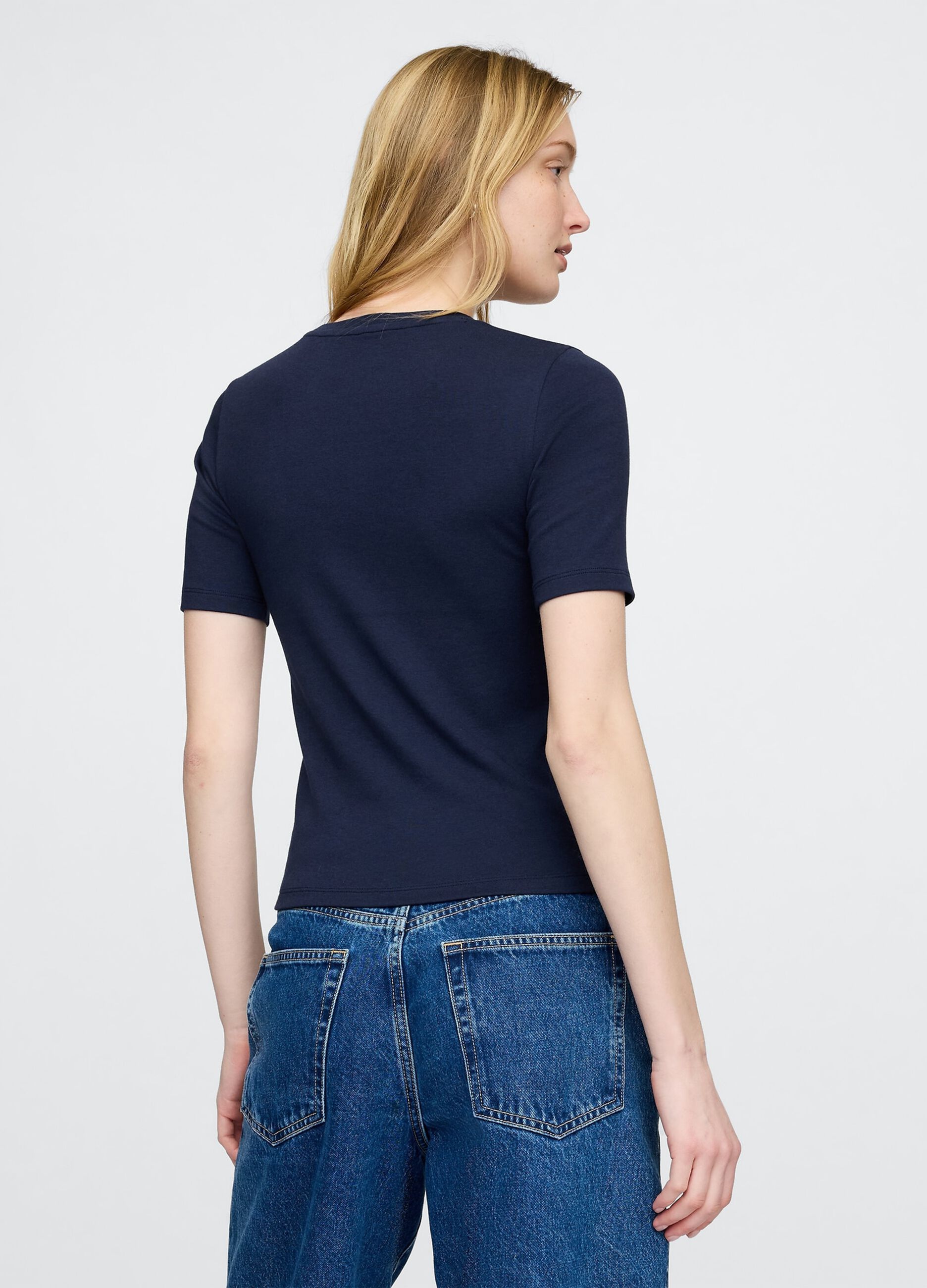 T-shirt cropped blu scuro a maniche corte_2