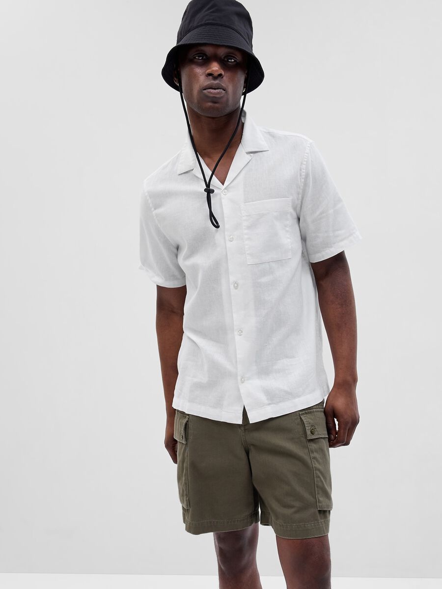Linen and cotton short-sleeved shirt. Man_0