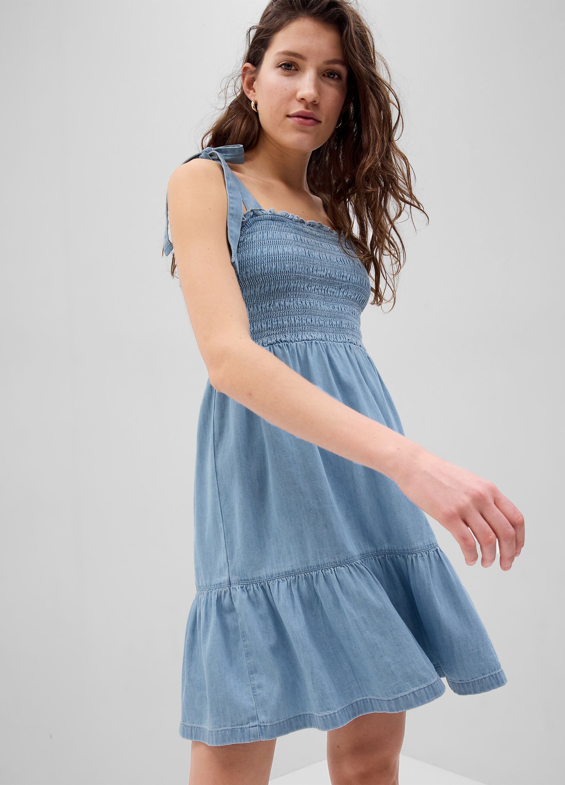 Short denim dress with smock stitch_2