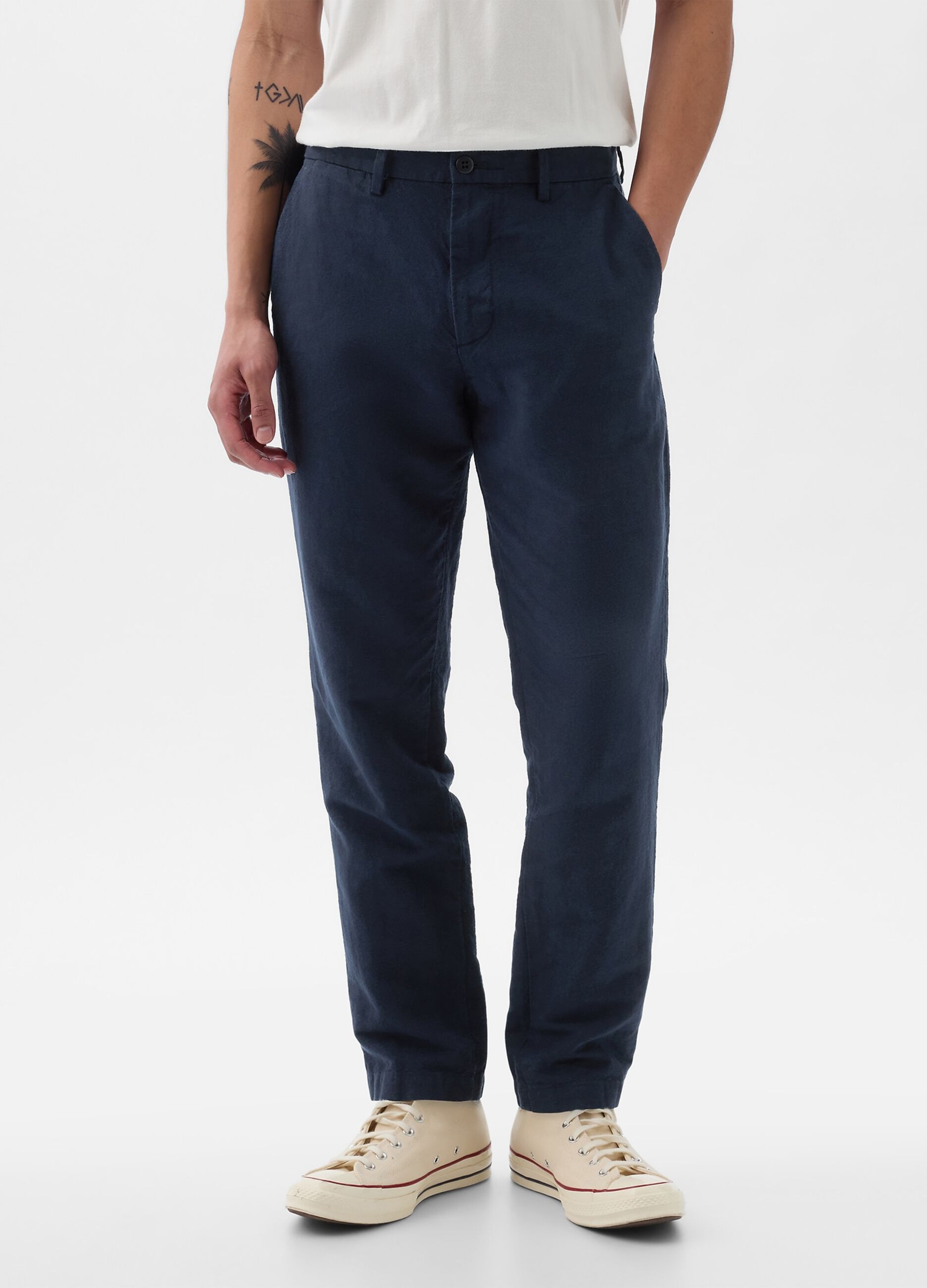 Slim-fit trousers in linen and cotton_3