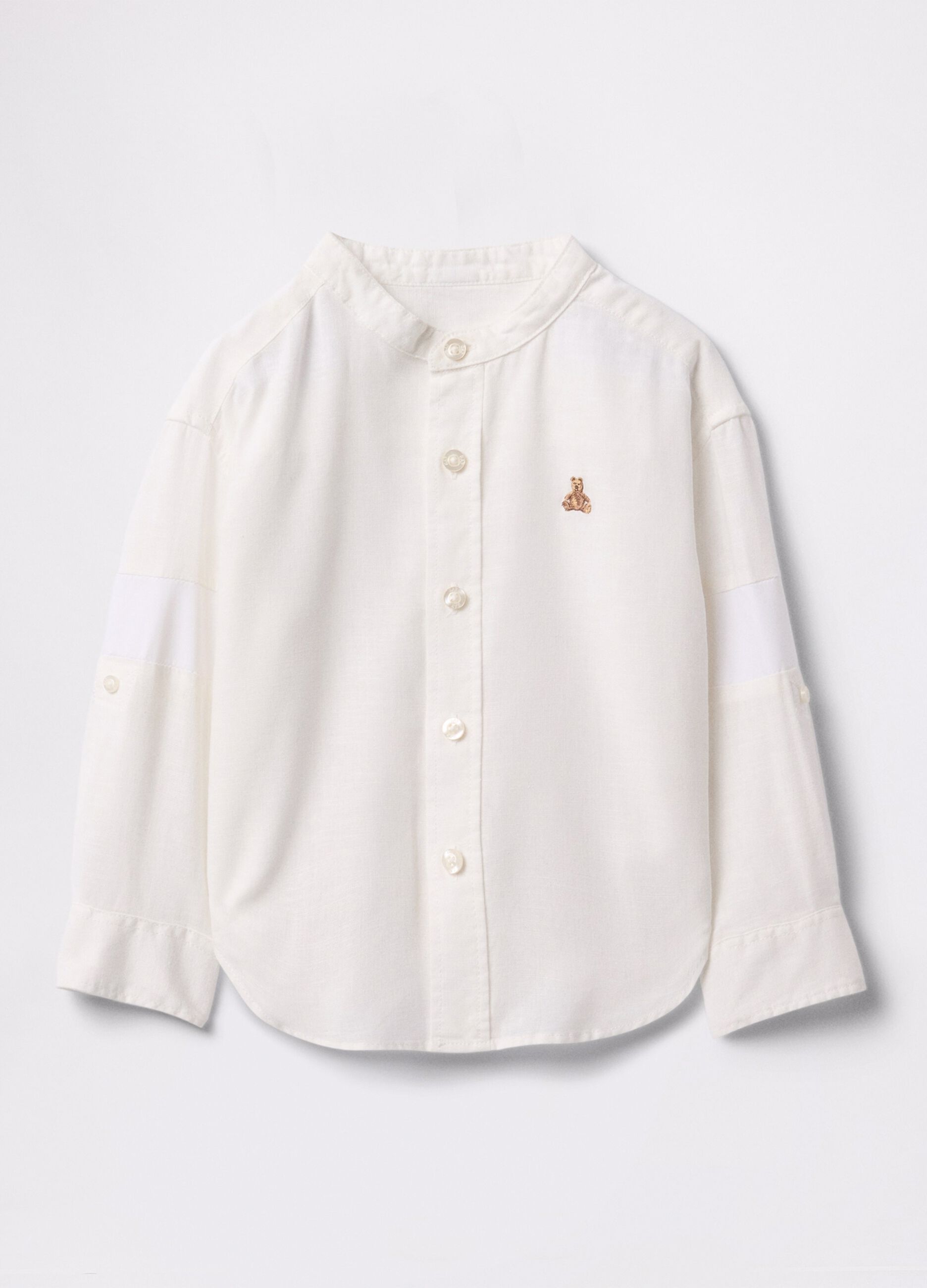 Camicia bianca in lino e cotone con ricamo orsetto