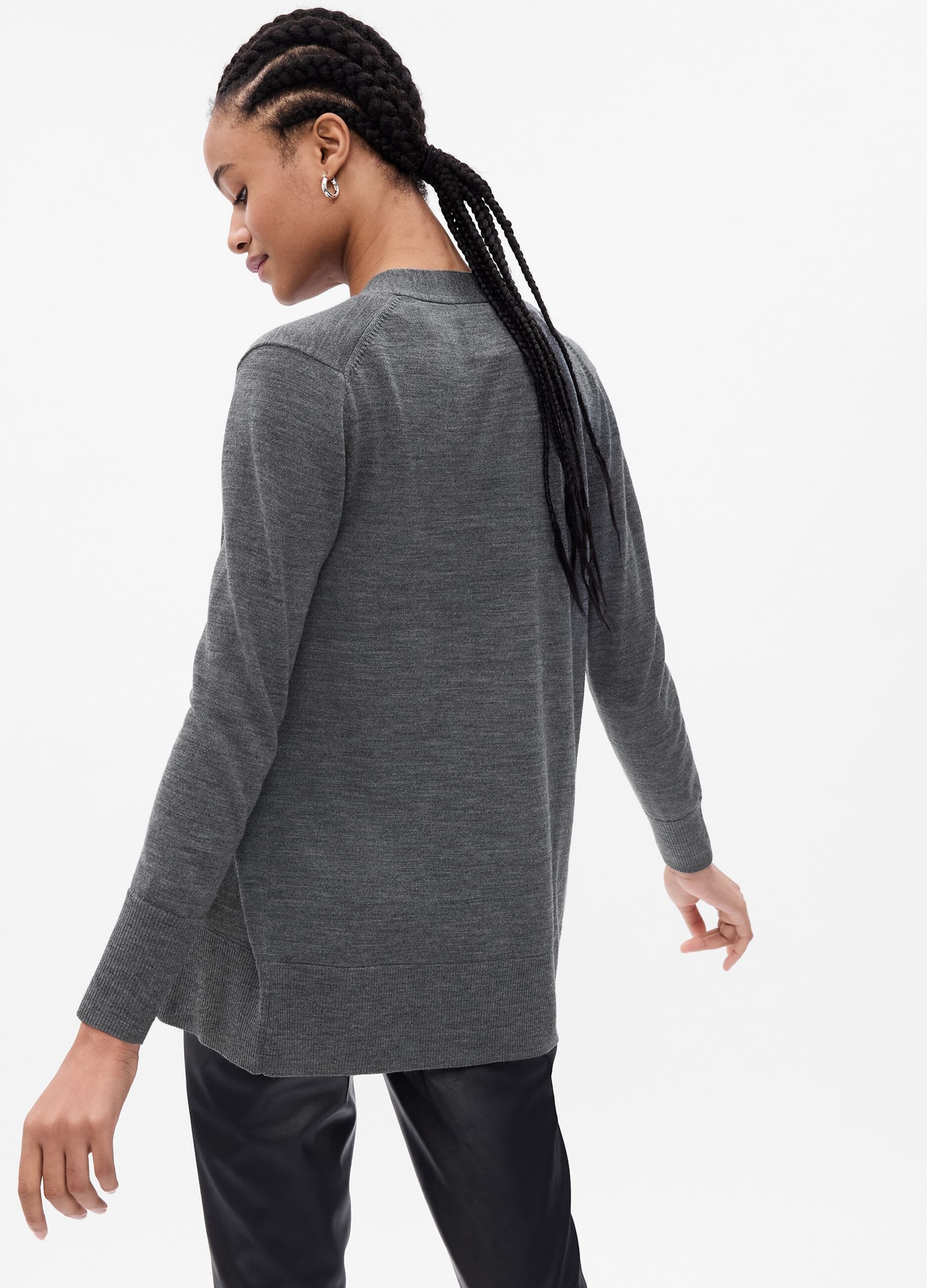 Merino wool cardigan with V neck_1