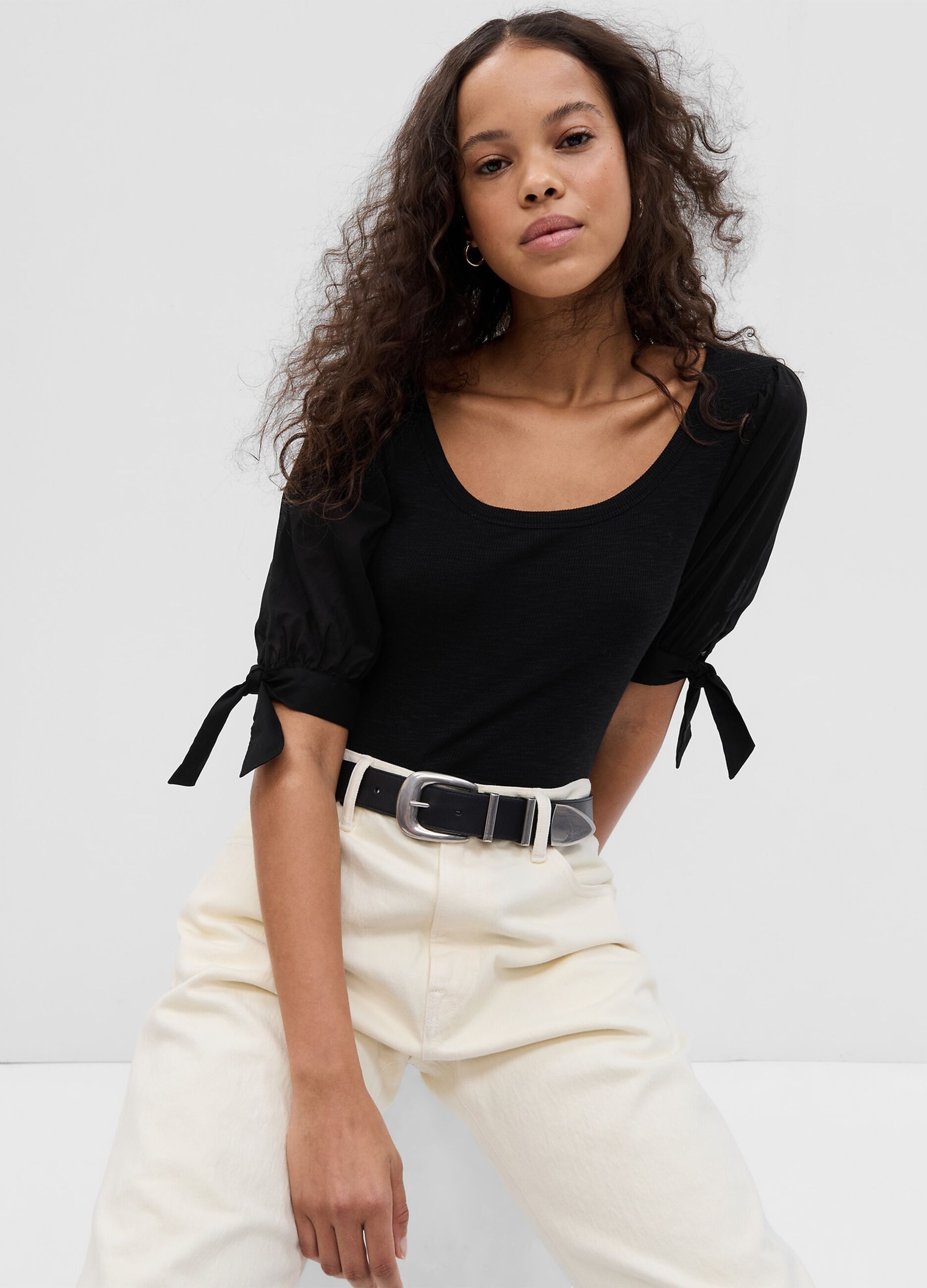 Ribbed T-shirt with puff sleeves