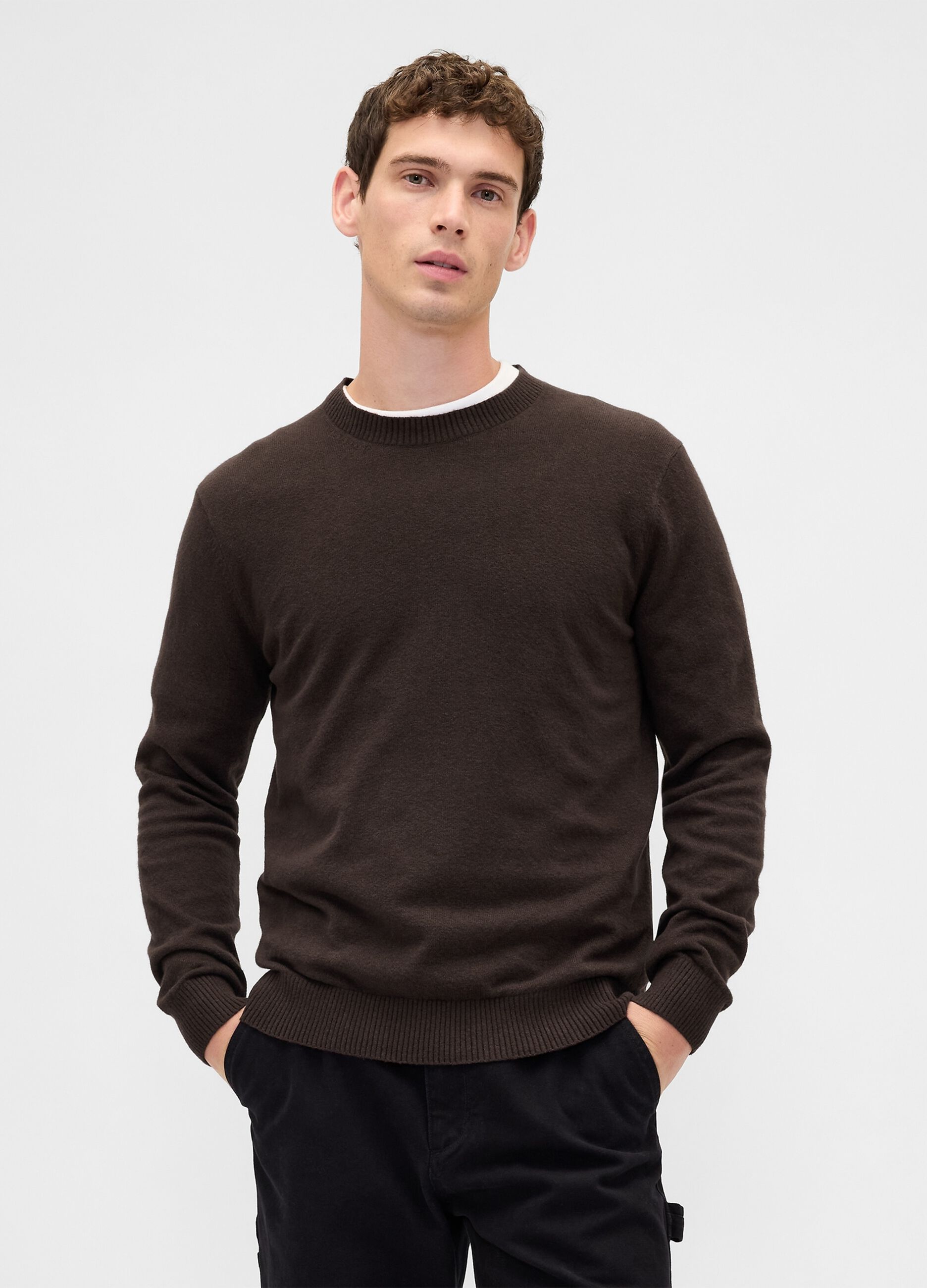 Maglione nero in cotone misto