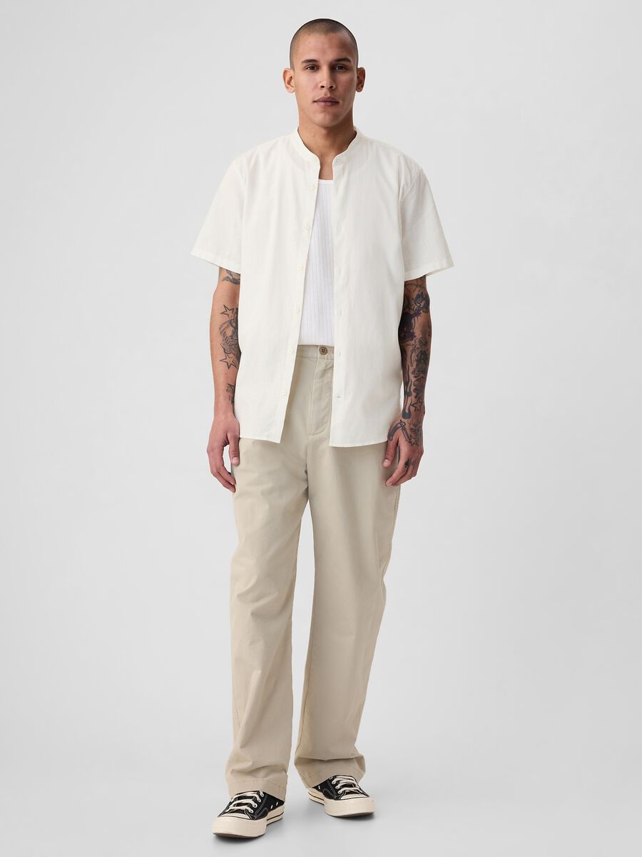 Camicia a maniche corte collo alla coreana Uomo_1