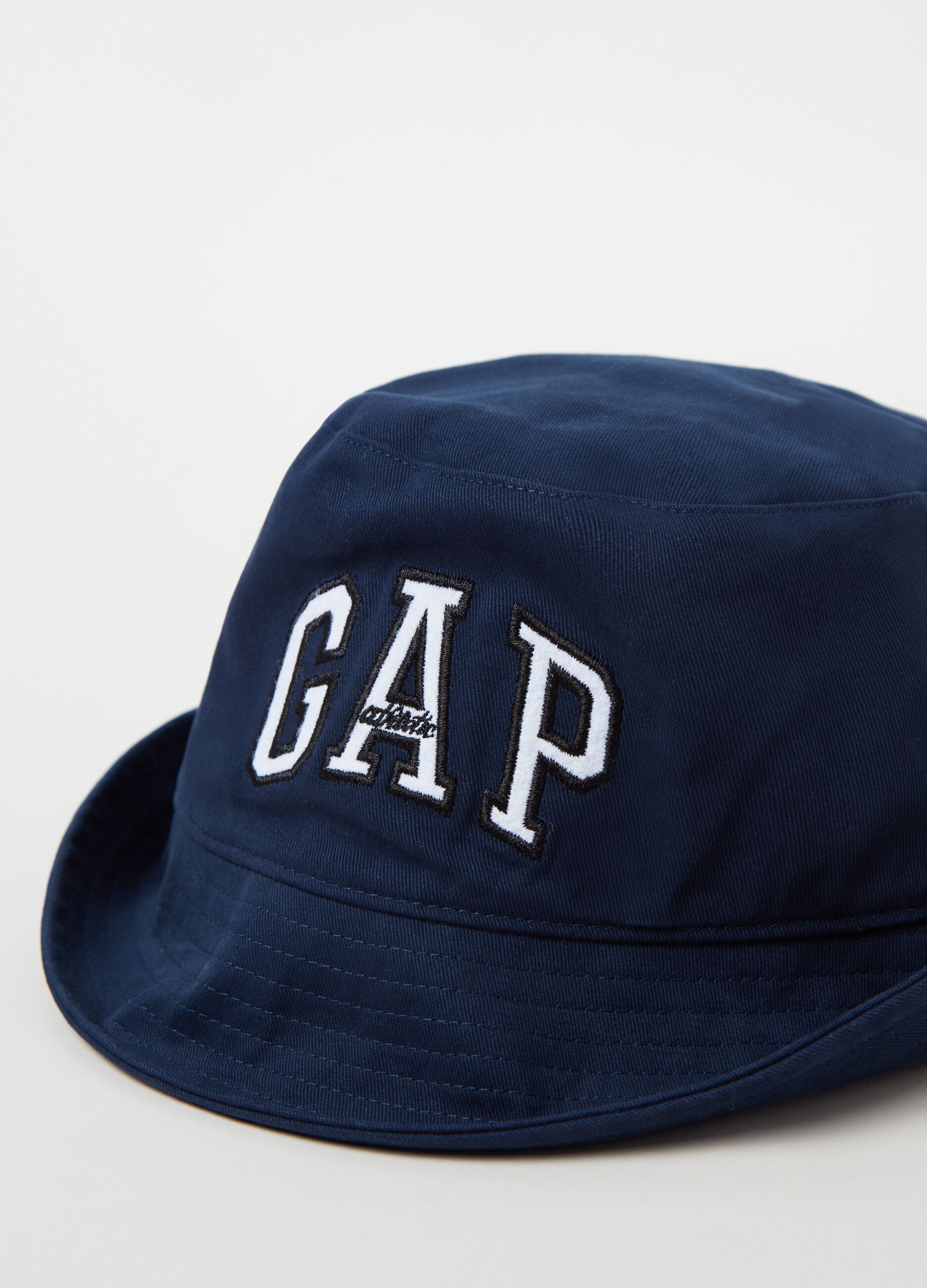 Fishing hat with logo embroidery_2