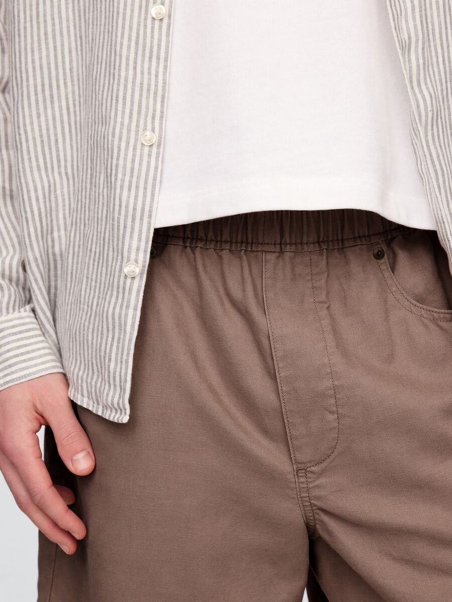 Shorts marroni in lino e cotone Gap Uomo_4