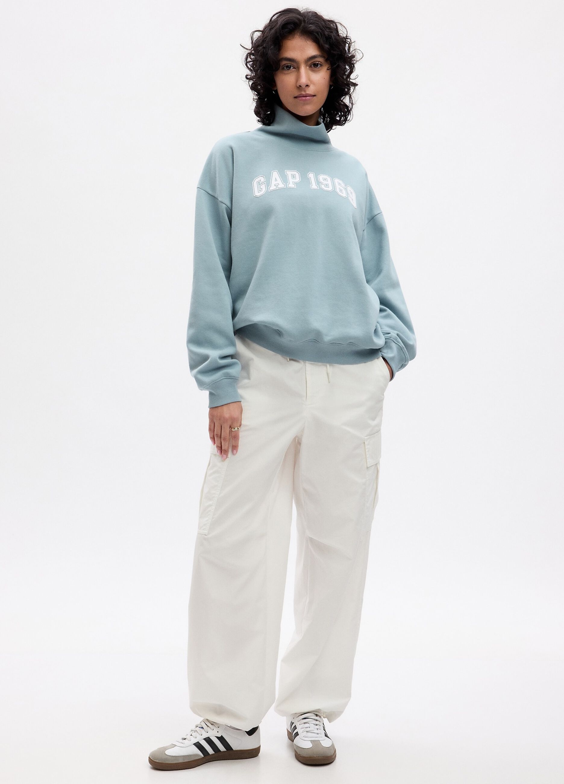 Oversized sweatshirt with mock neck and logo print