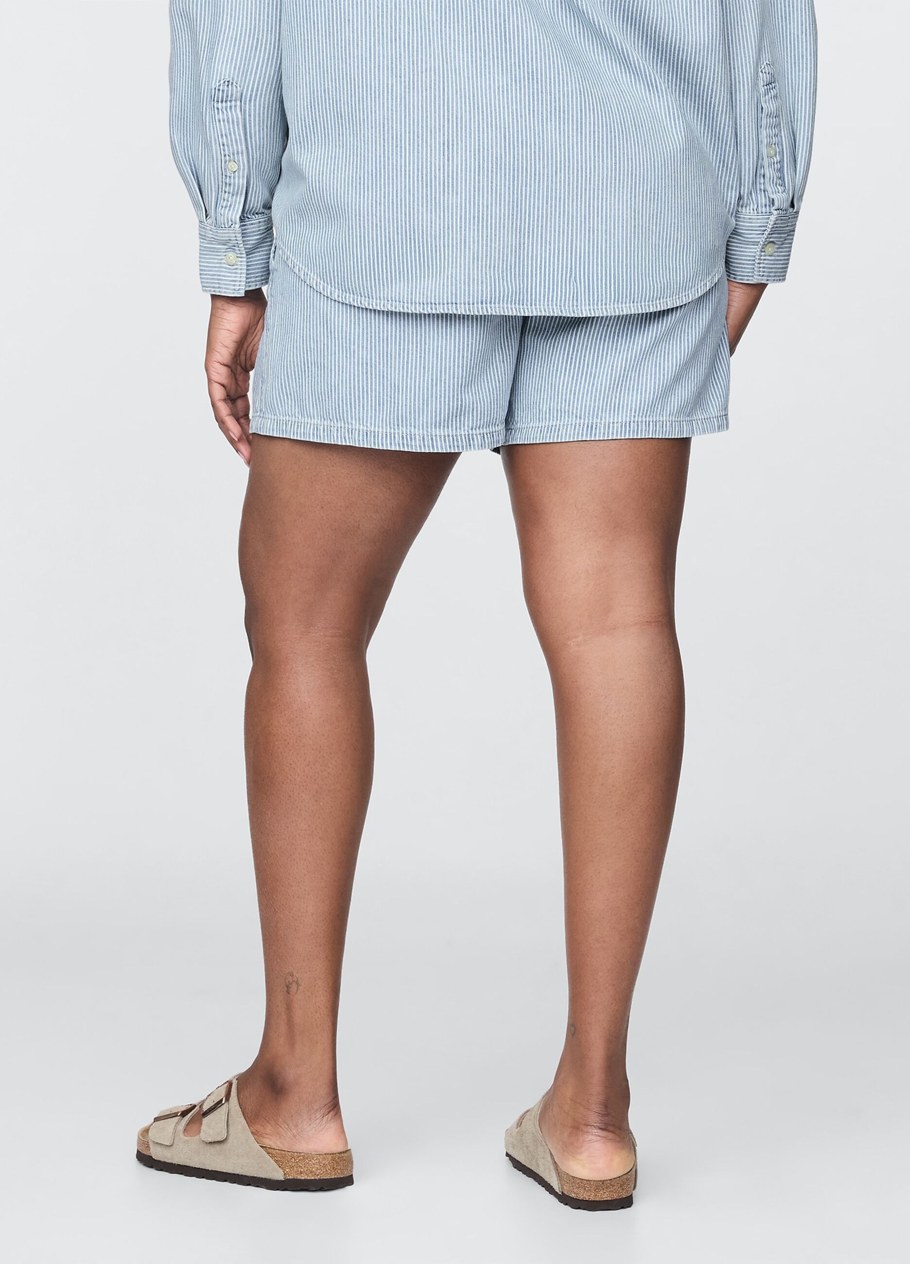 Shorts a righe in denim azzurro_5