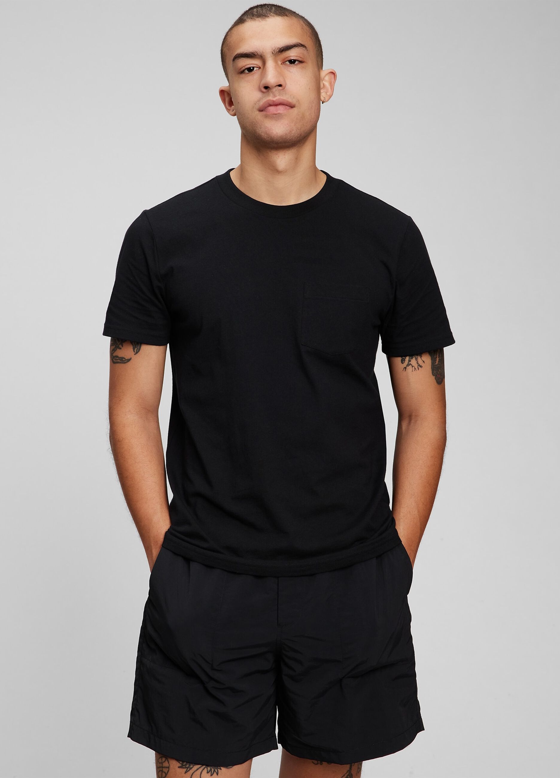 T-shirt in cotone con tasca