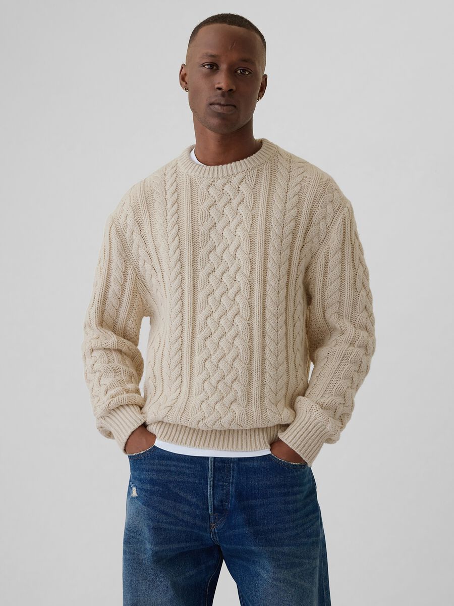 Pullover con lavorazione a trecce Uomo_0