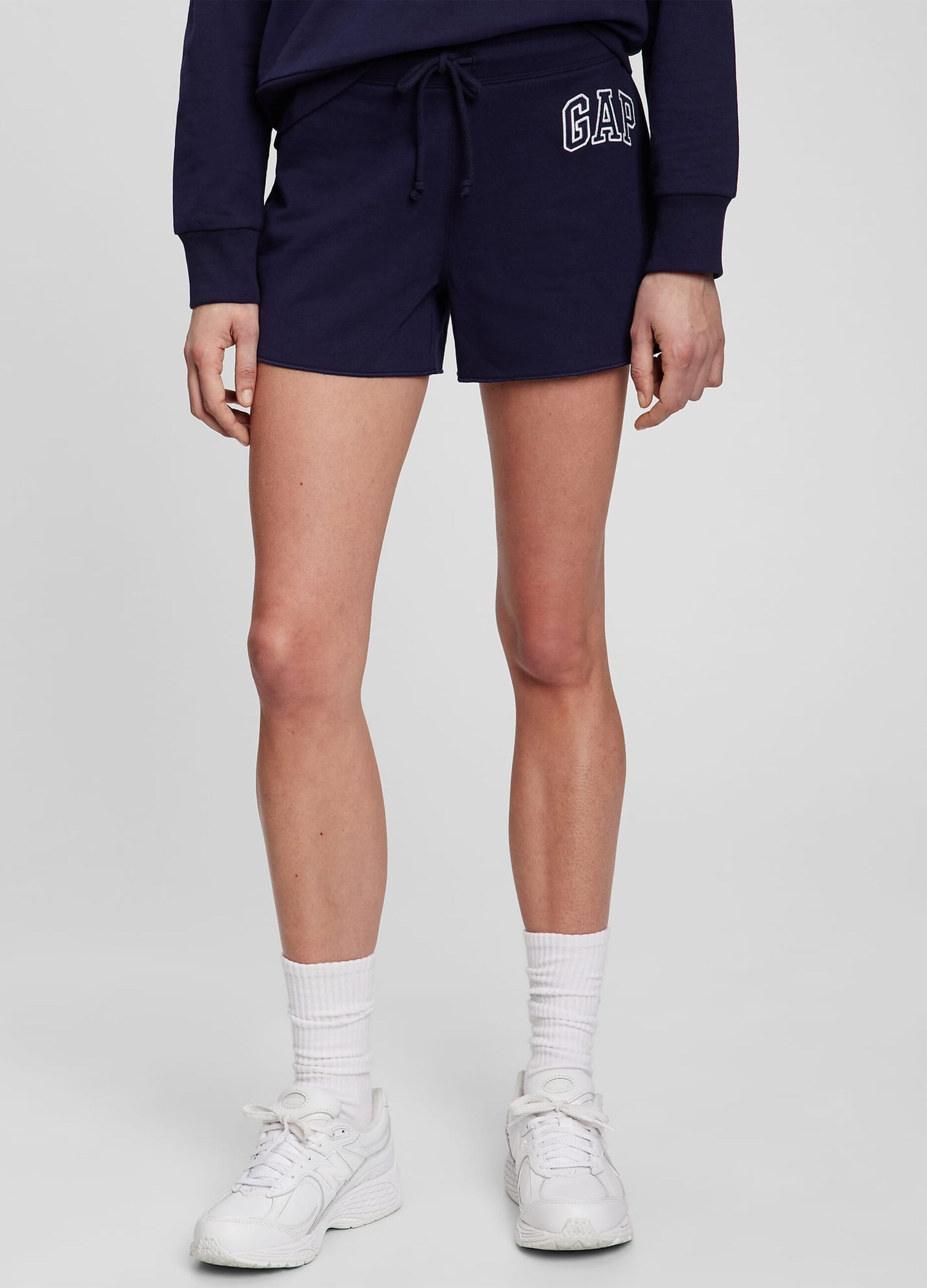 Shorts in felpa con coulisse e ricamo logo
