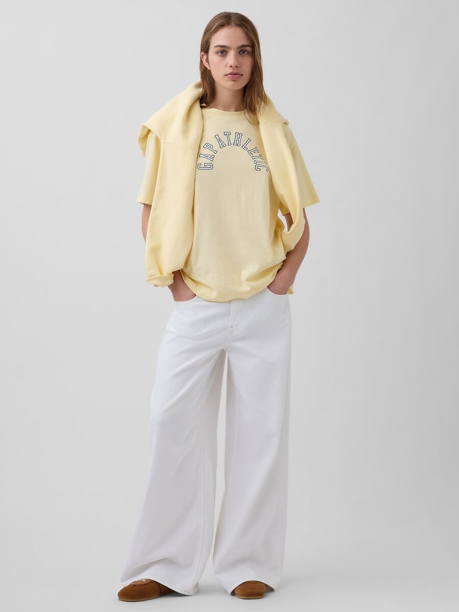 T-shirt in puro cotone a maniche corte con logo GAP Donna_2