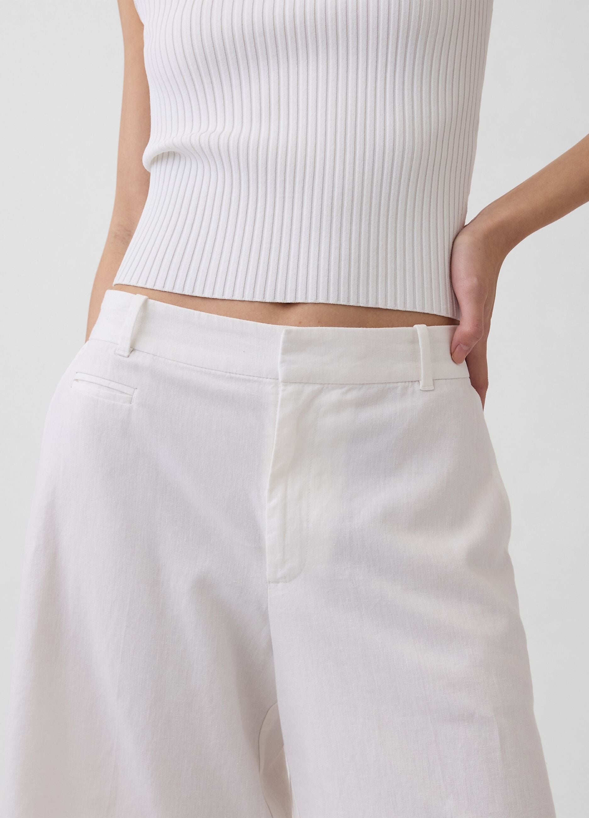 Shorts in misto lino e viscosa