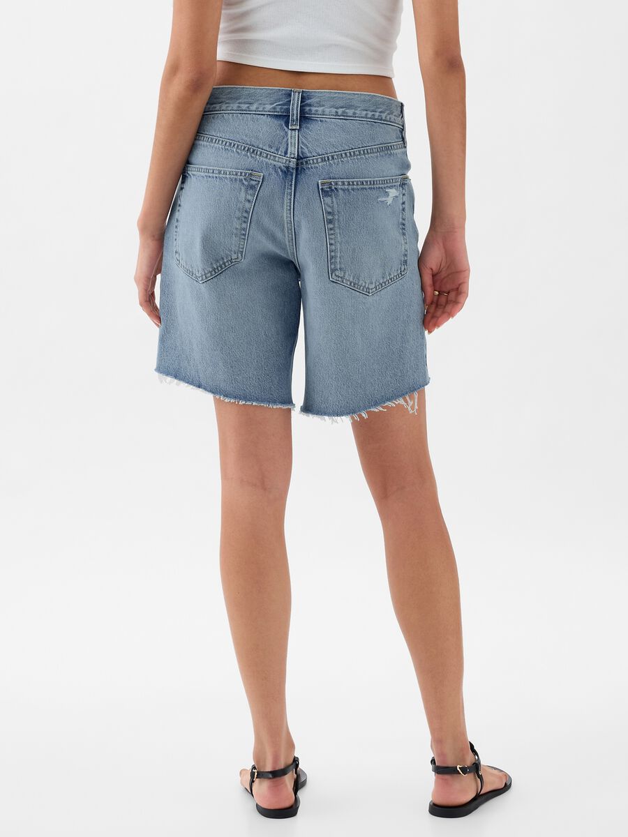 Loose-fit regular-rise Bermuda shorts in denim Woman_2