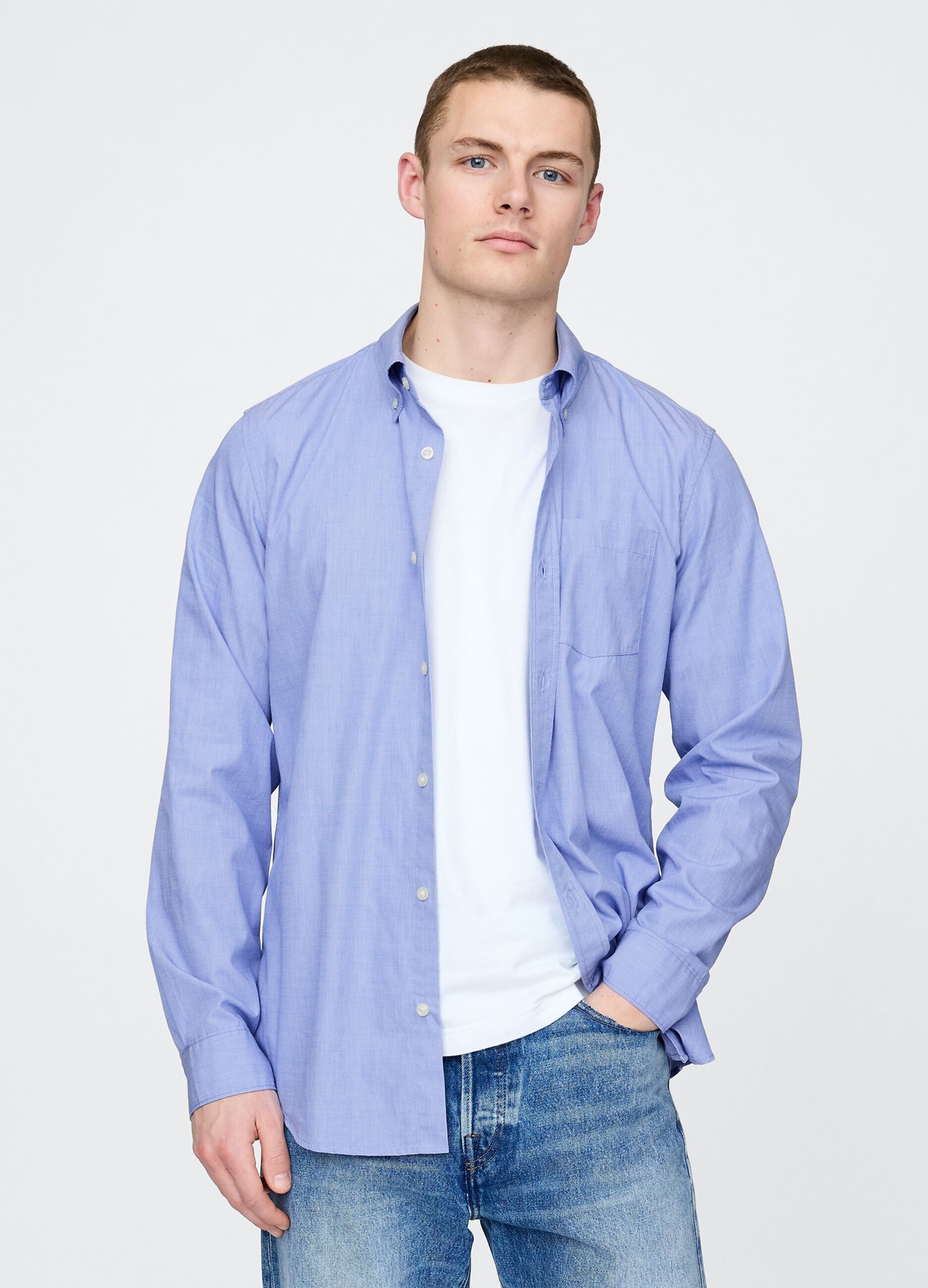 Camicia azzurra con taschino in cotone