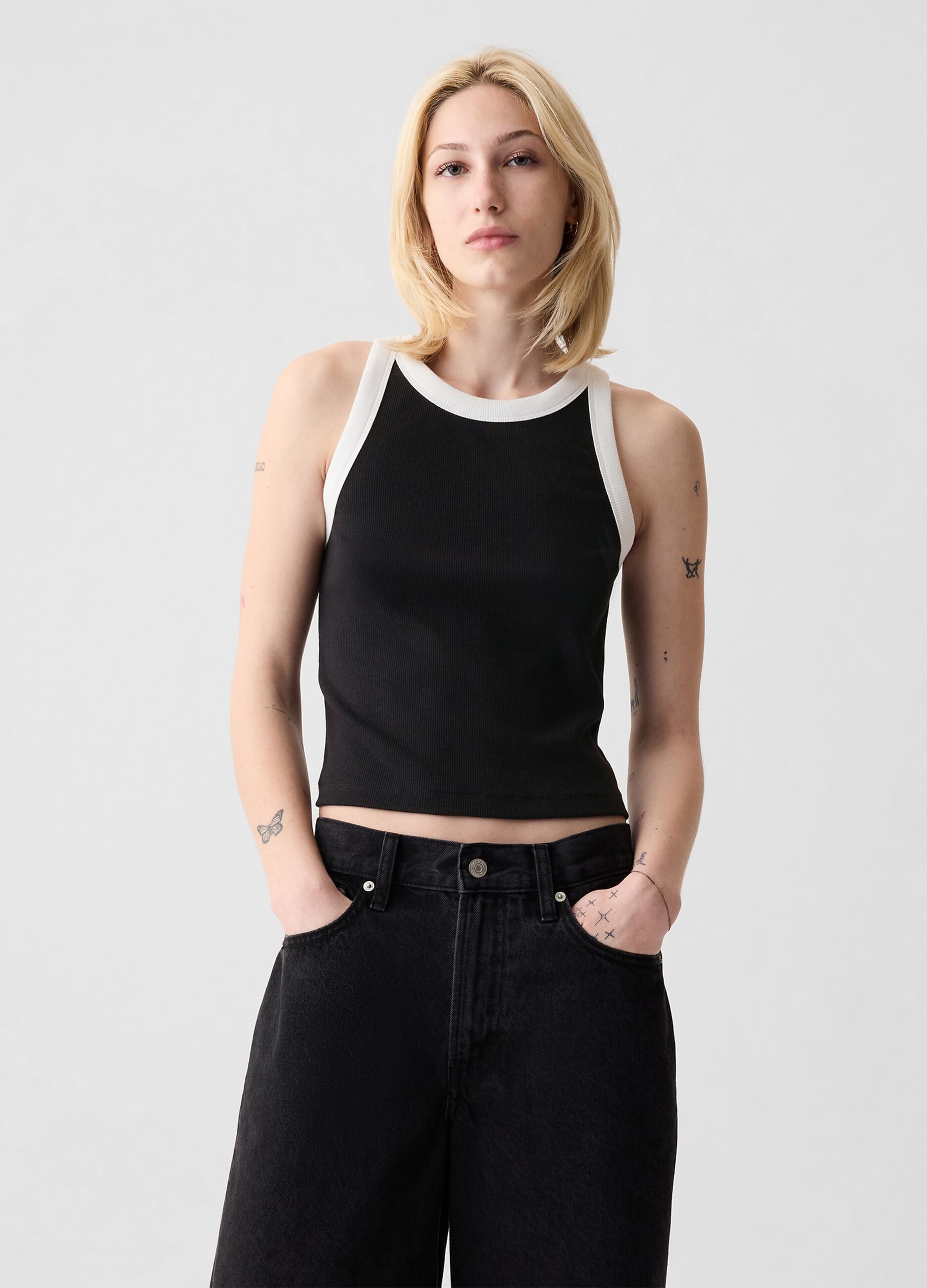 Ribbed crop tank top with halter neck