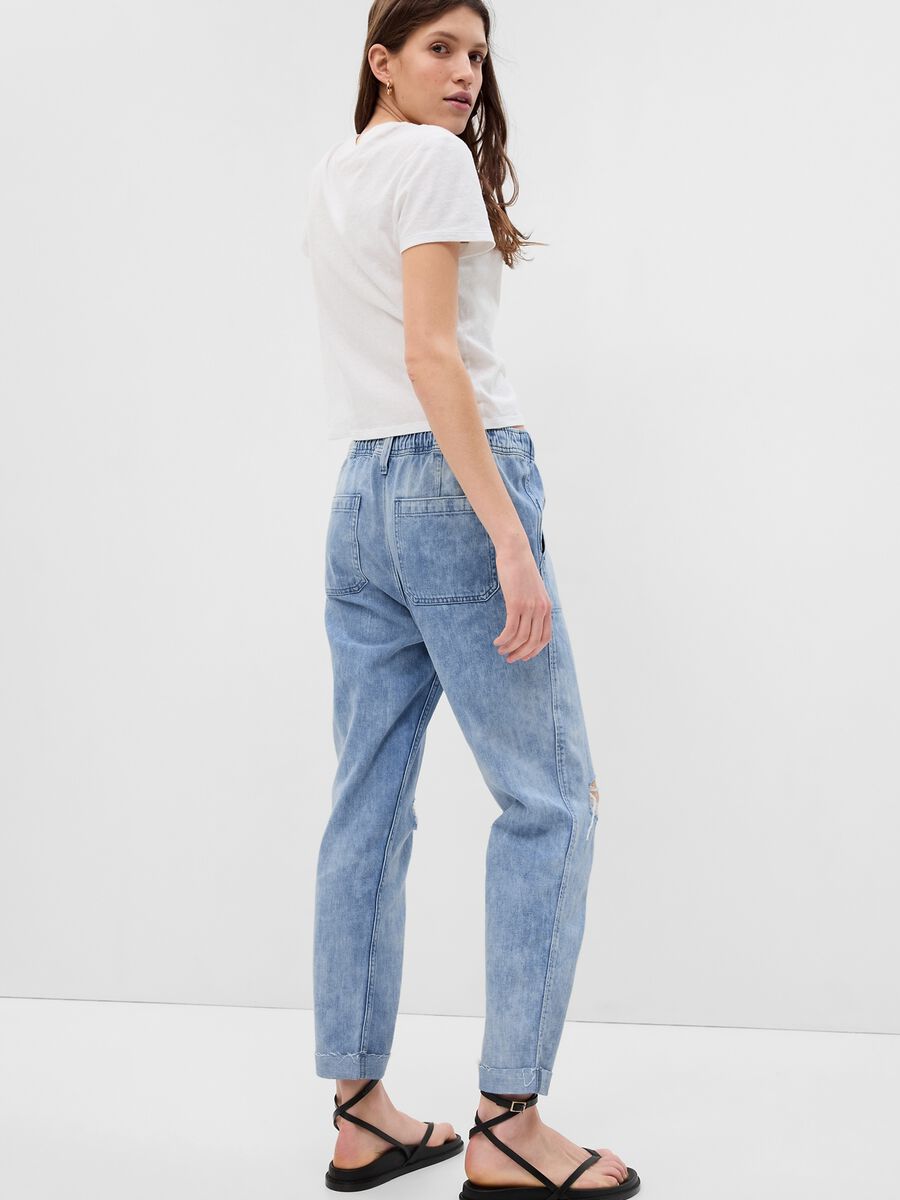 Jeans pull-on easy fit con coulisse Donna_1