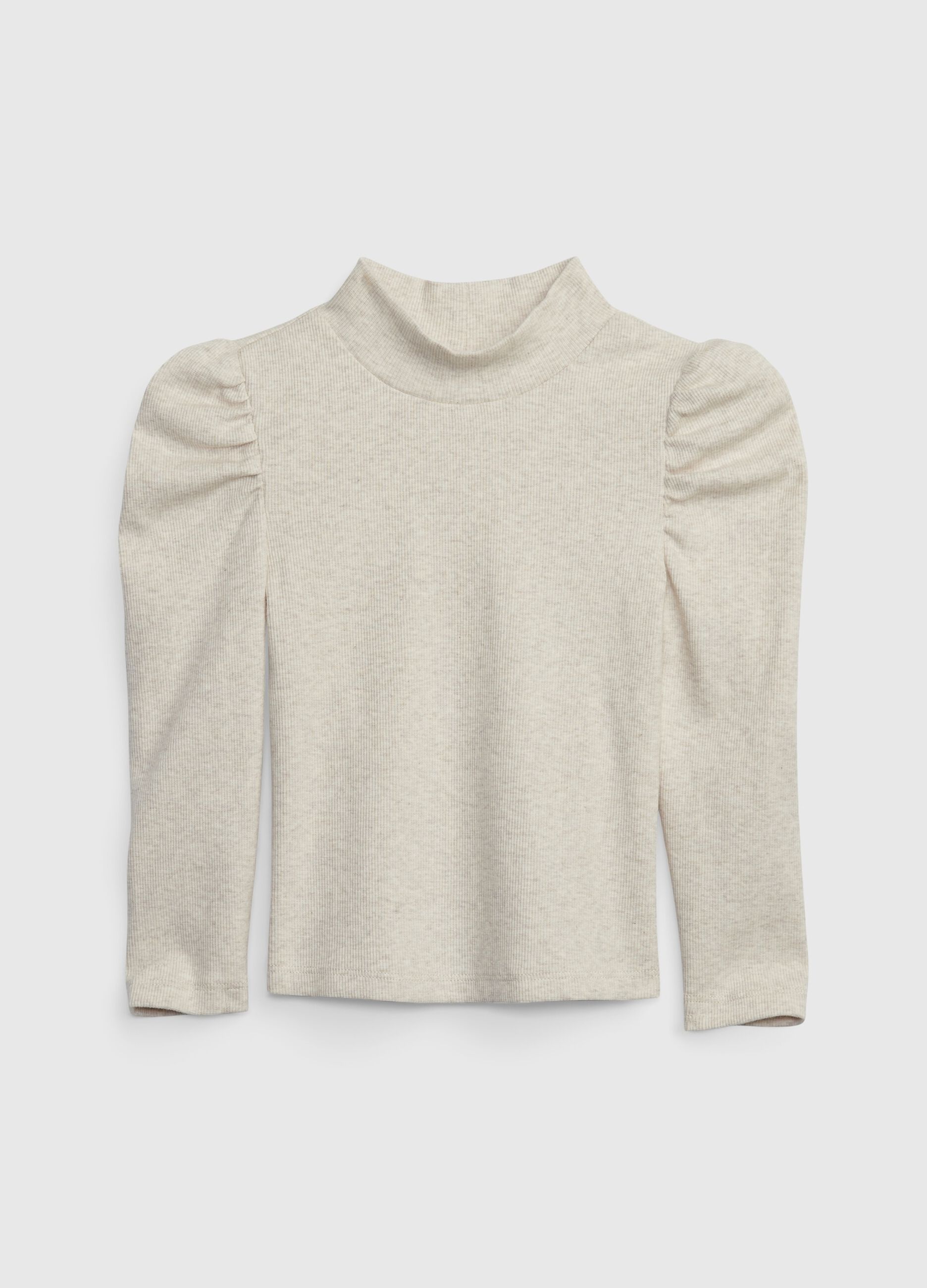 Long-sleeved turtleneck T-shirt