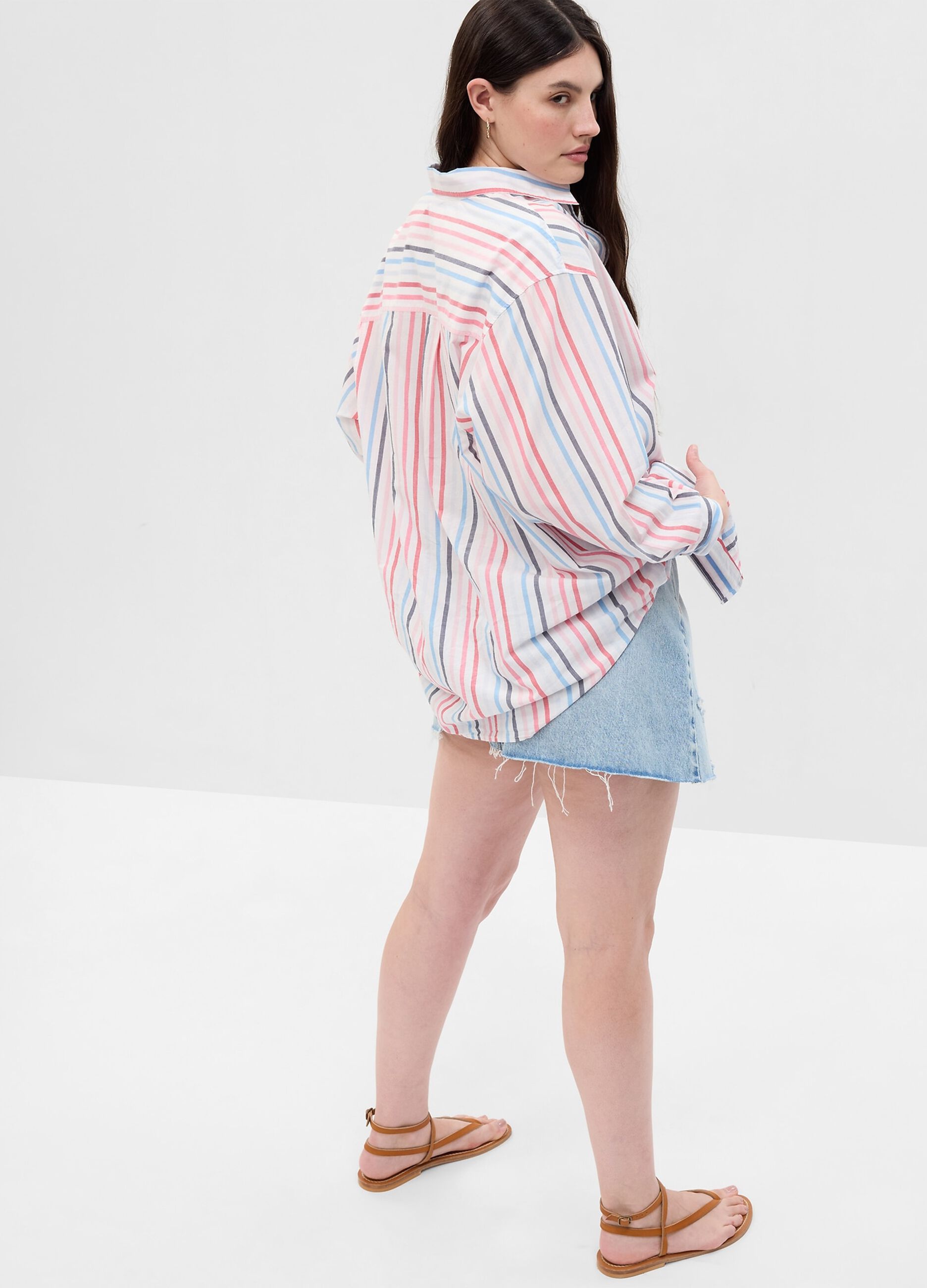 Oversized shirt with multicoloured stripes_4