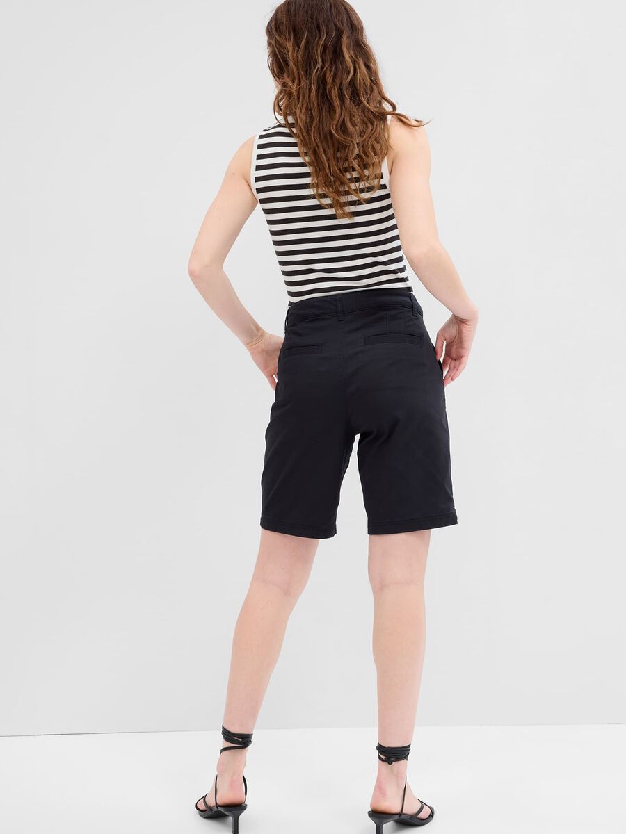 Bermuda chino in tela di cotone stretch Donna_1