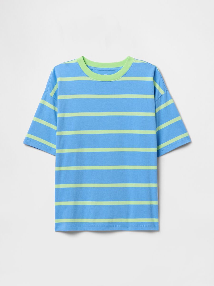 T-shirt oversize a righe azzurre e verdi Boy_0