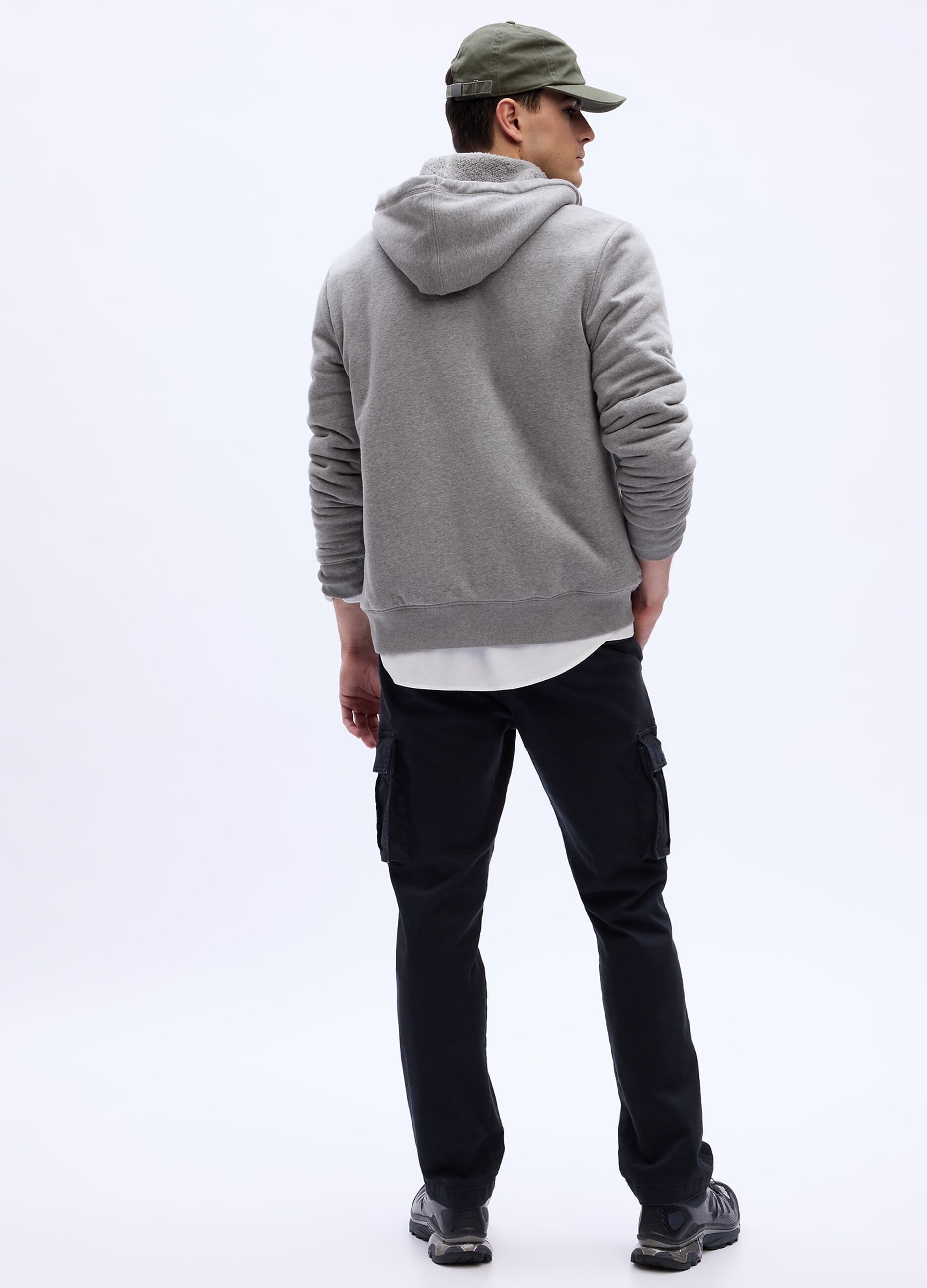 Sweatshirt with hood with sherpa lining_1