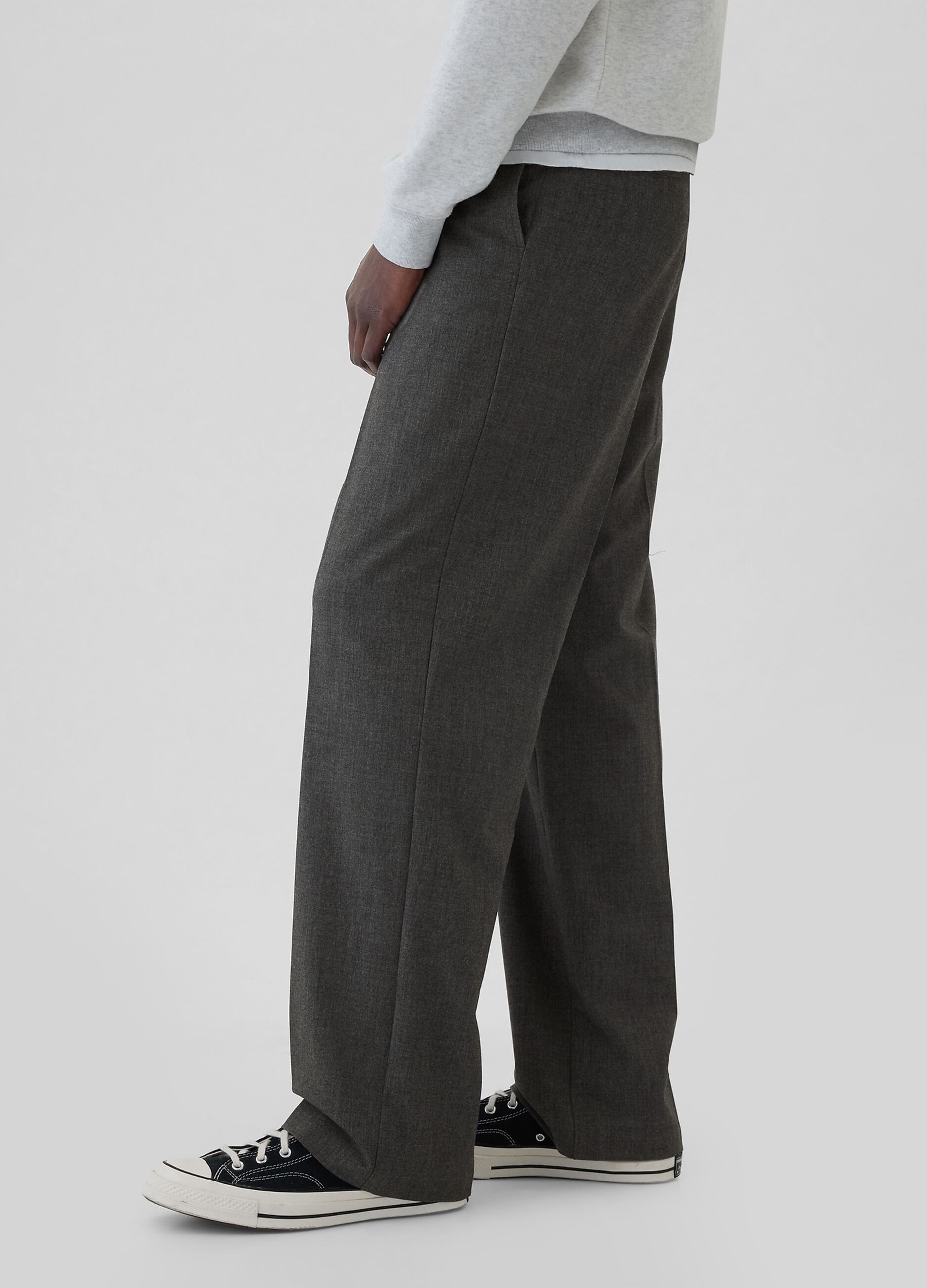 Pantaloni loose fit con pinces_3