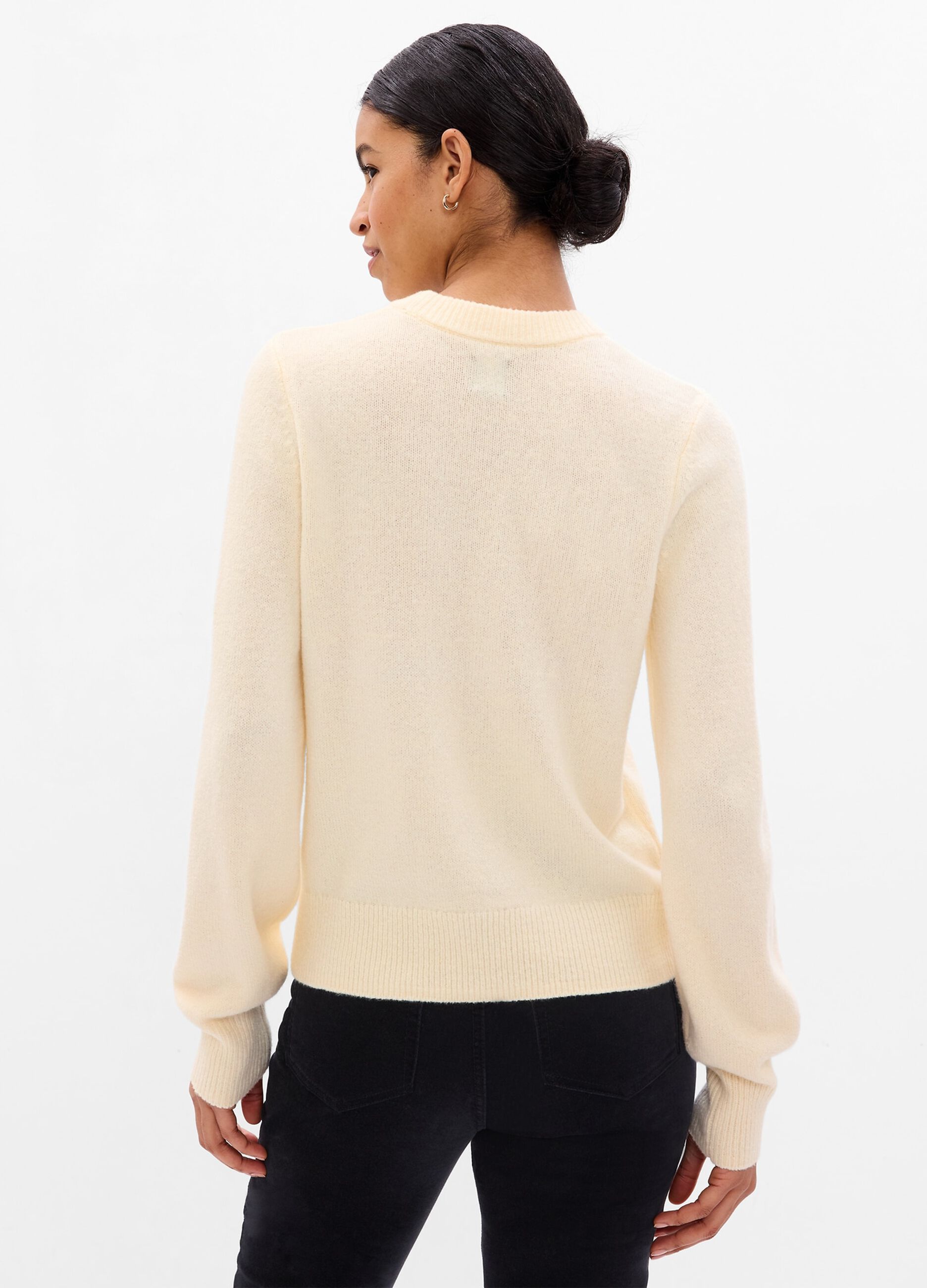 Solid colour pullover with round neck_1