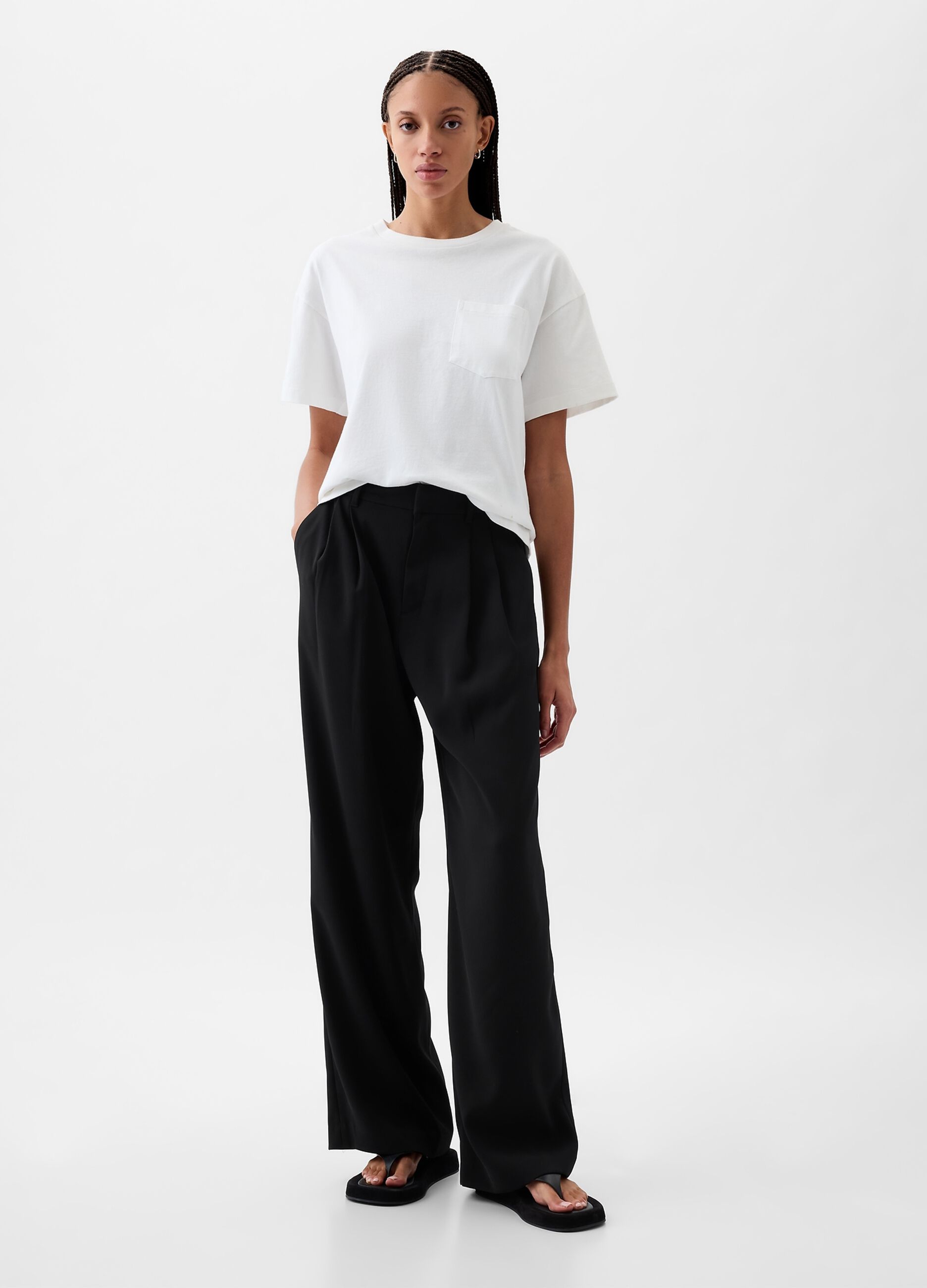 Pantalone wide leg vita alta con pinces