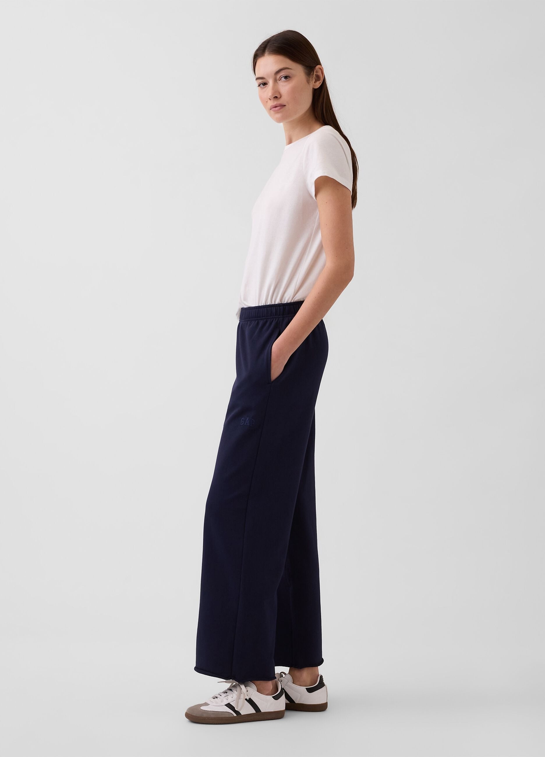 Joggers a palazzo in misto cotone con logo GAP