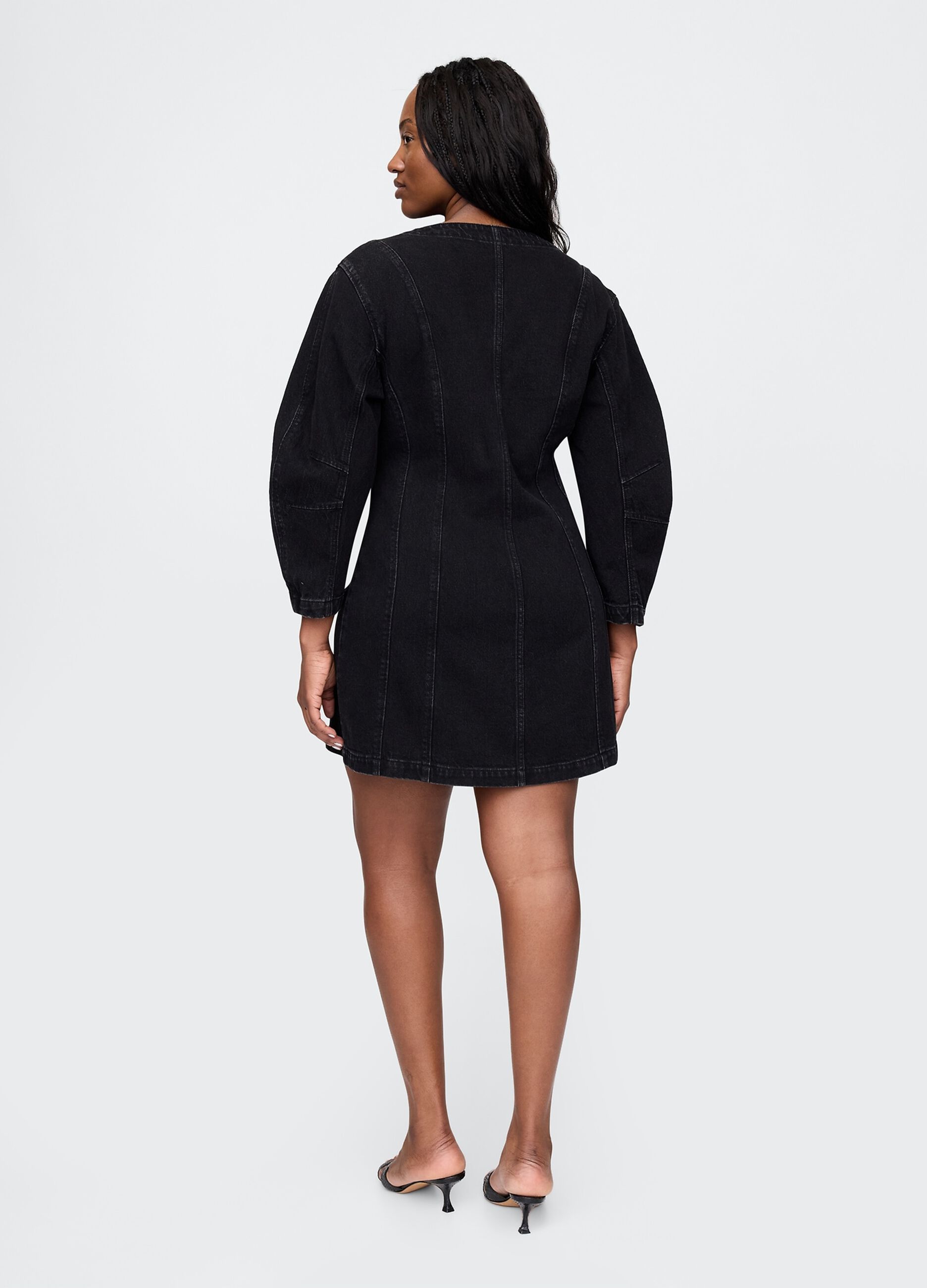 Abito denim nero con bottoni Gap_5