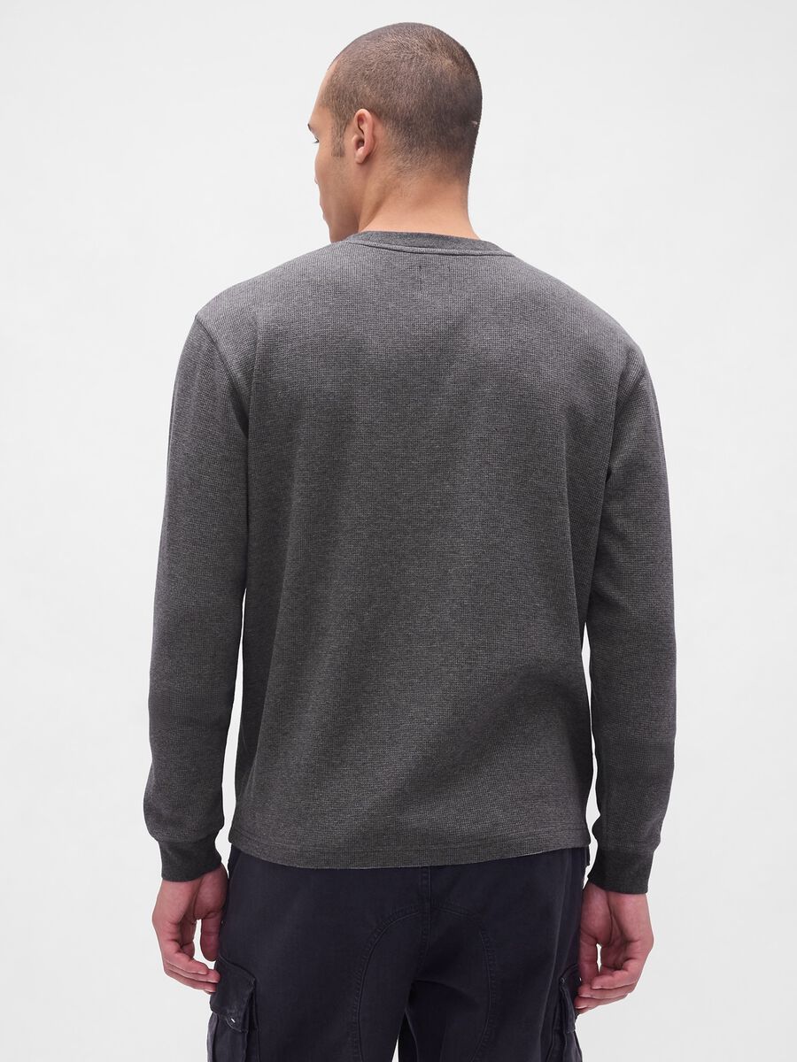 Maglia grigia elasticizzata a maniche lunghe Uomo_2