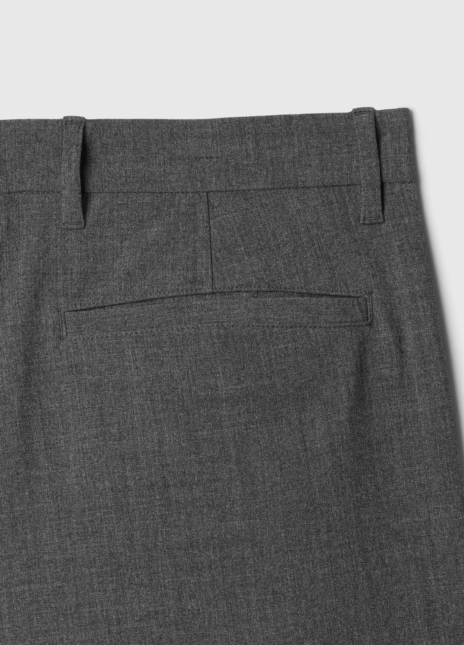 Pantaloni loose fit con pinces_5