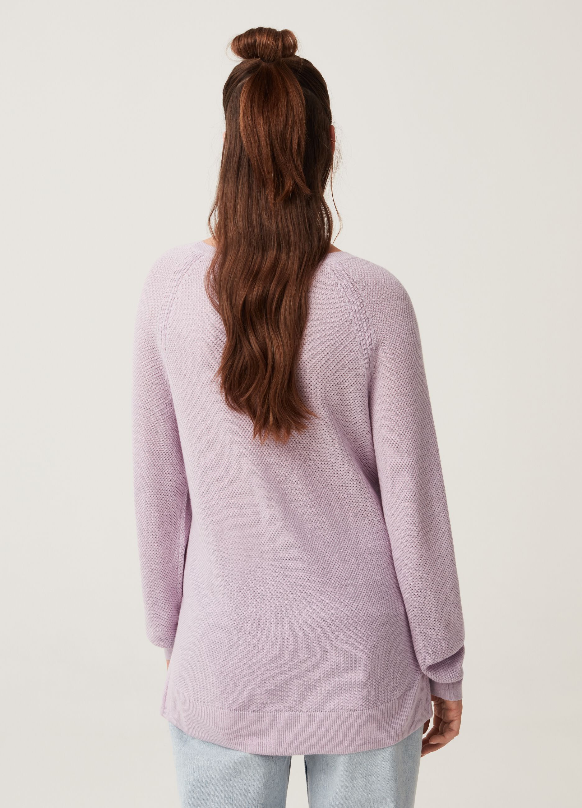 Long pullover with raglan sleeves_2