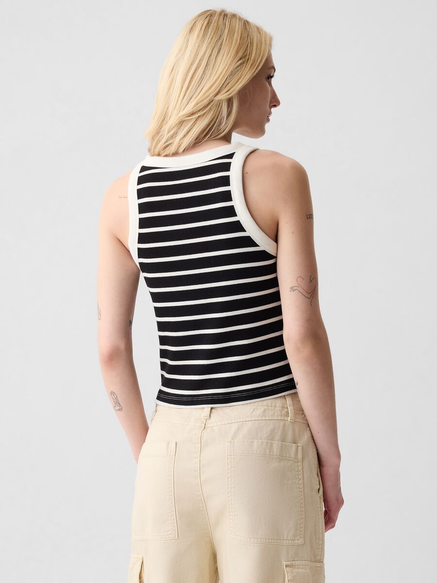Tank top crop a costine con scollo halter Donna_2