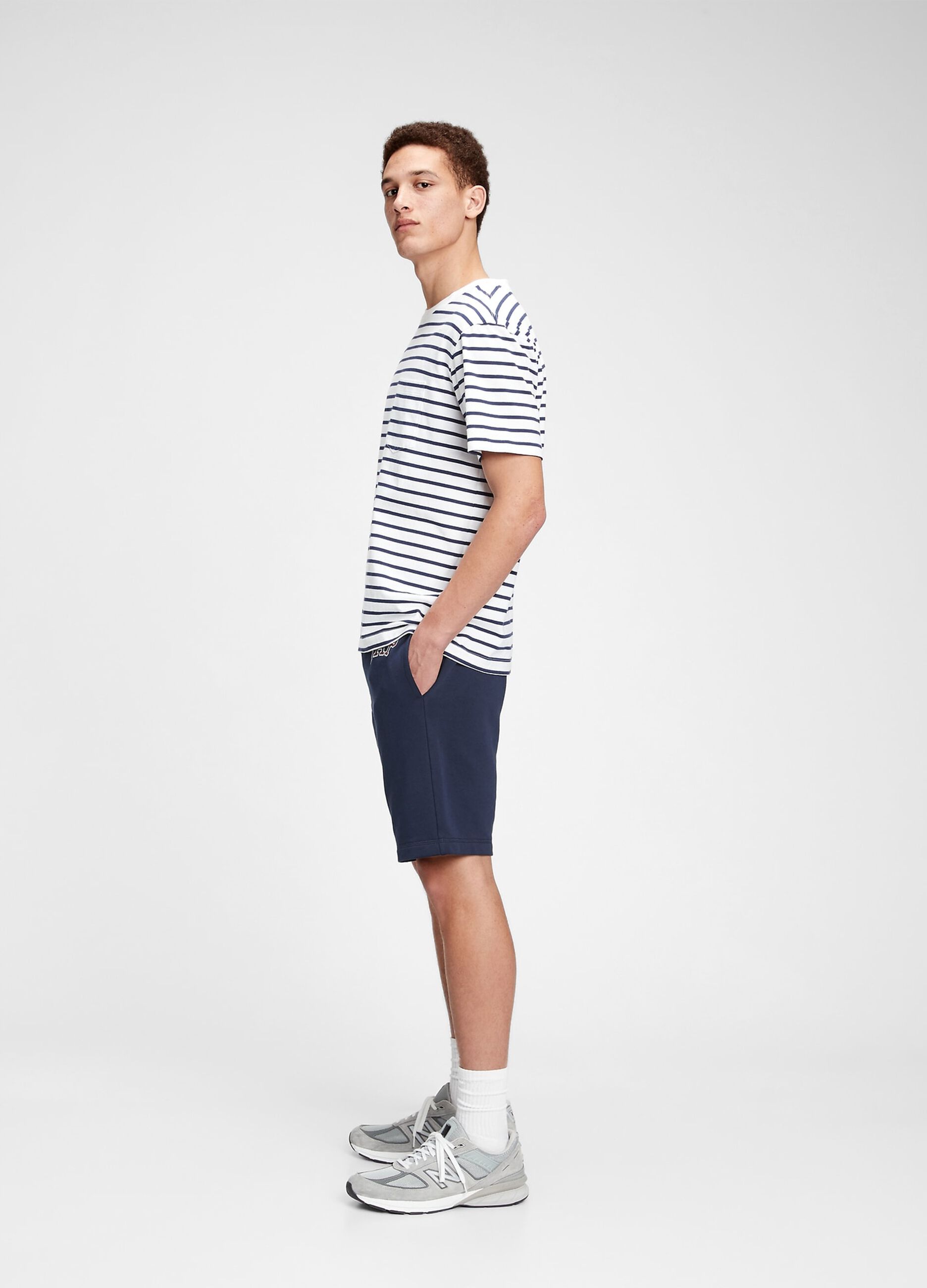 Bermuda jogger in felpa con ricamo logo