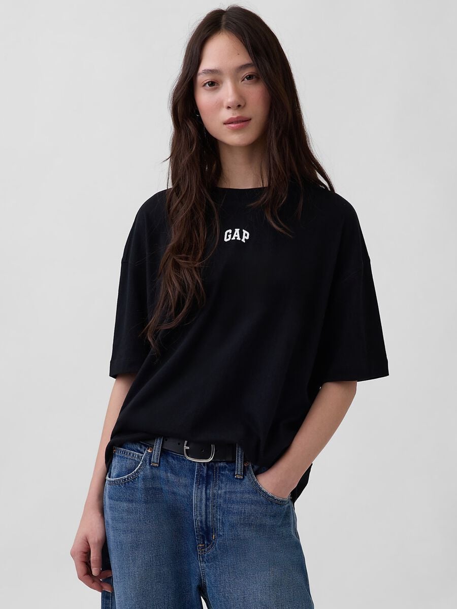 T-shirt in puro cotone a maniche corte con logo GAP Donna_0