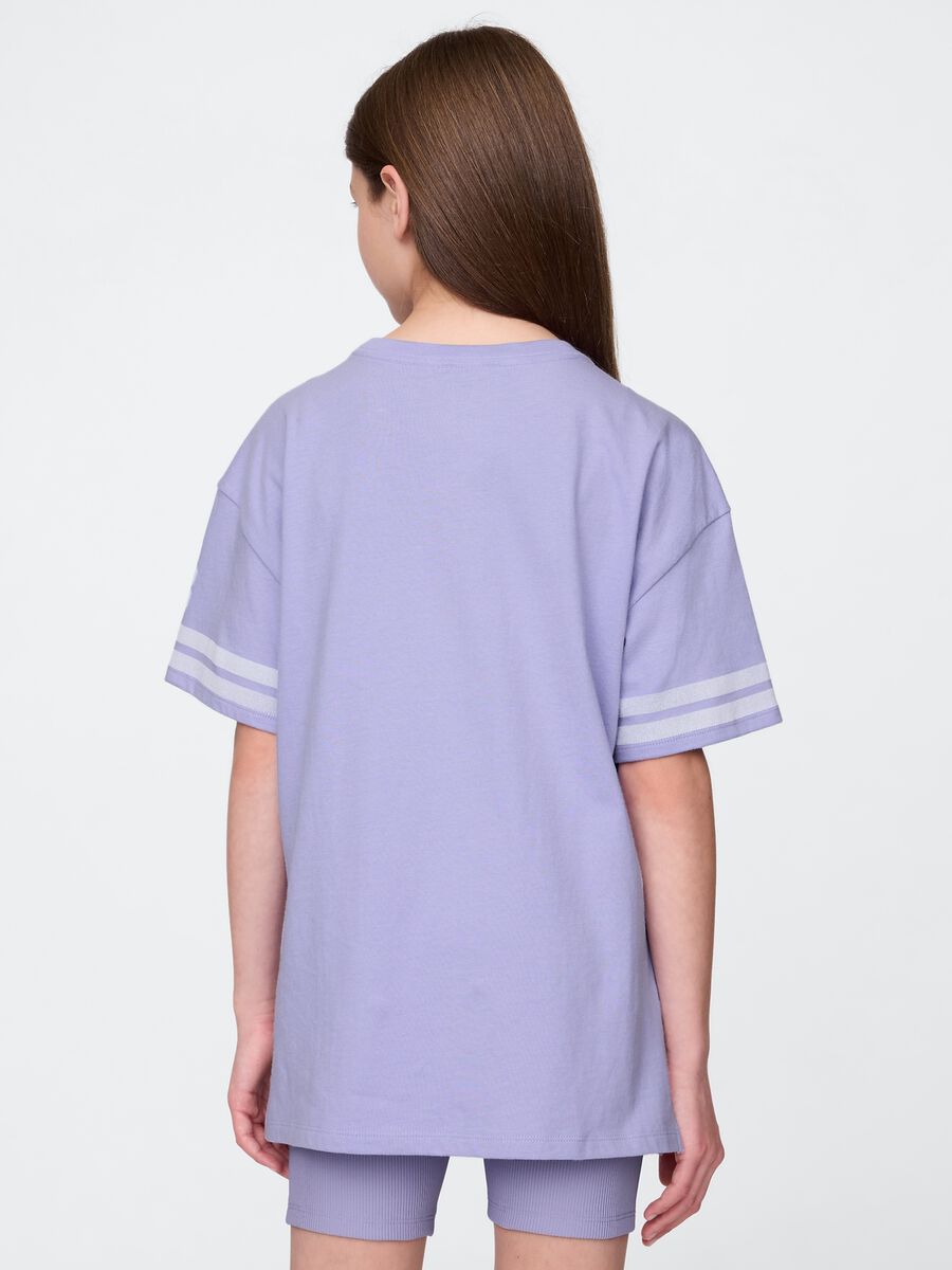 T-shirt viola con design sportivo Bambina_1