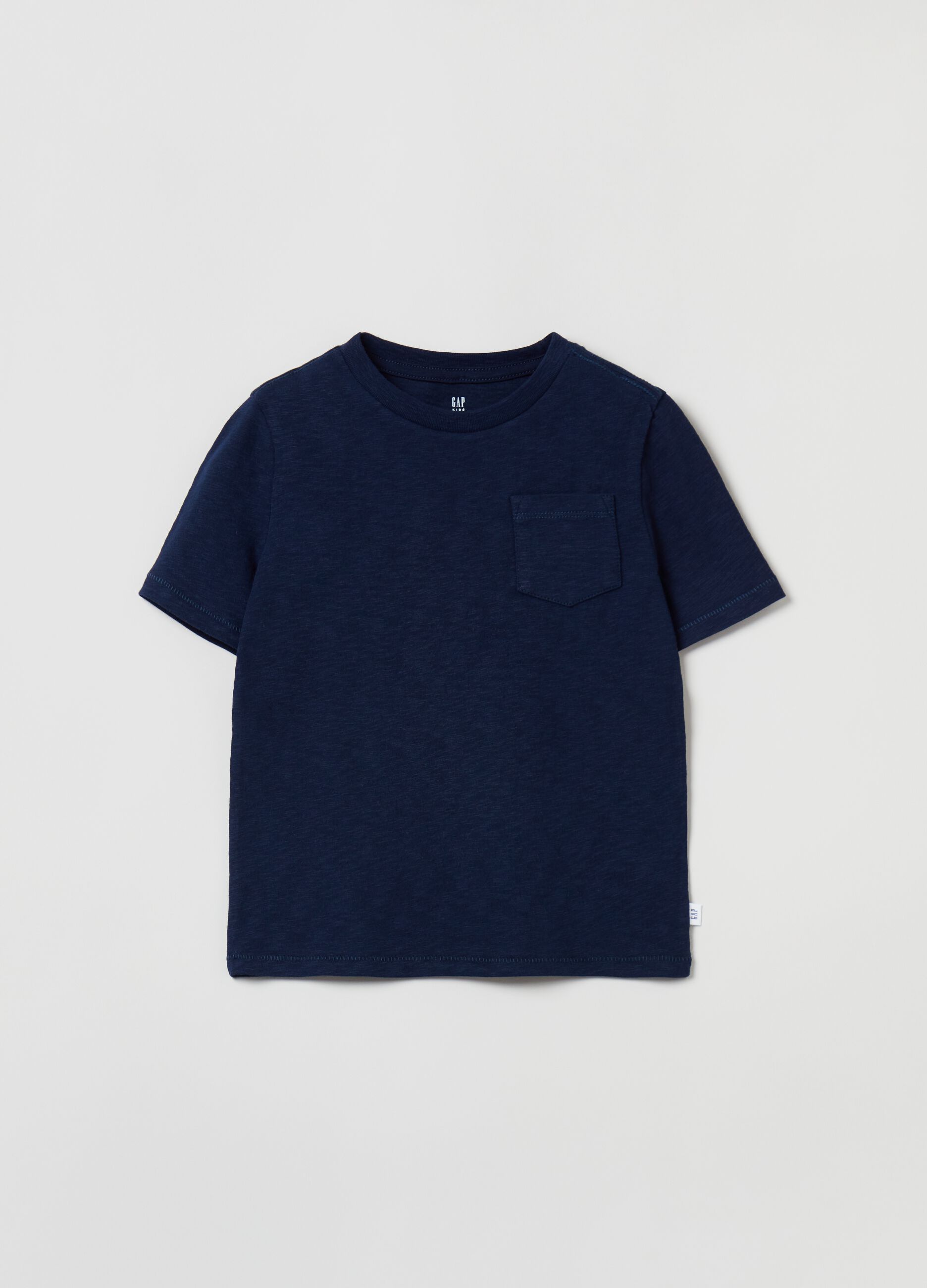 T-shirt with round neck and pocket