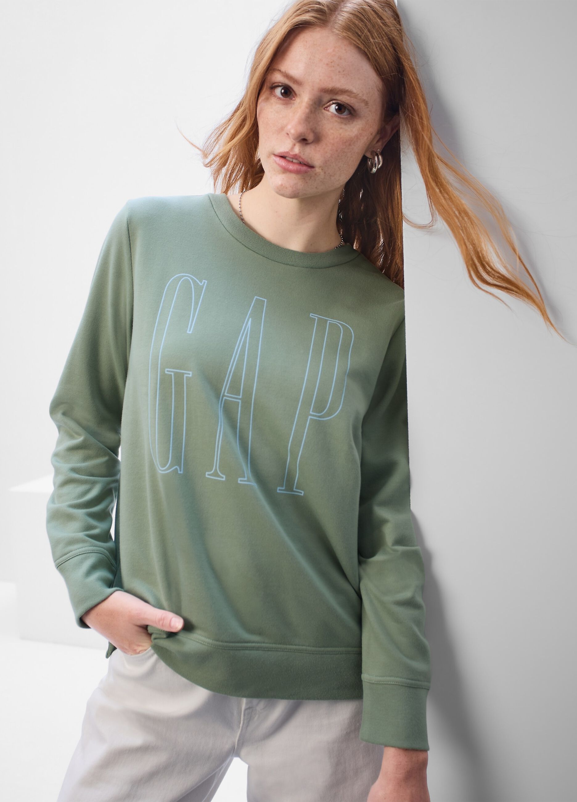 Sweatshirt with maxi logo print