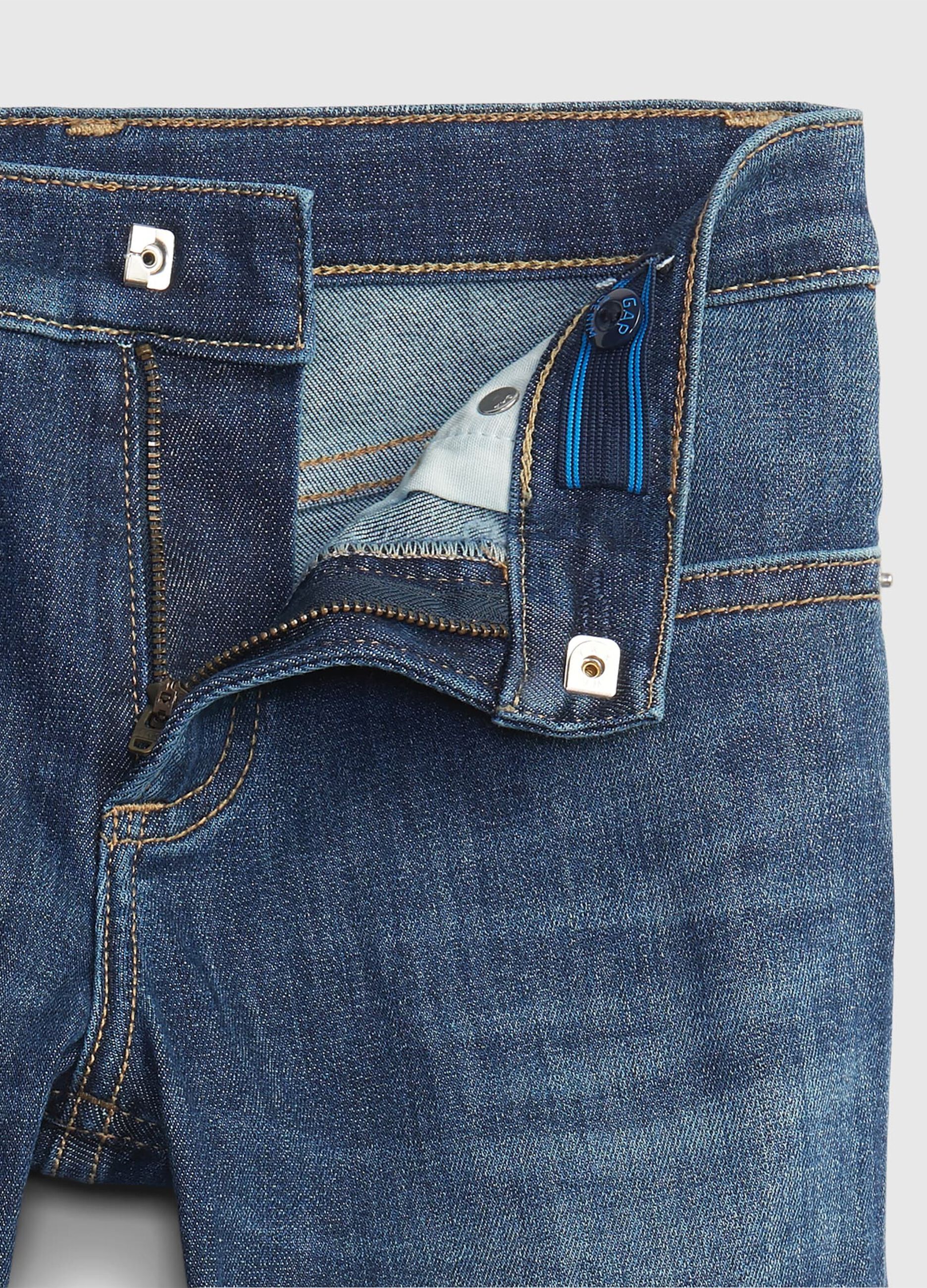 Slim-fit jeans with five pockets_2