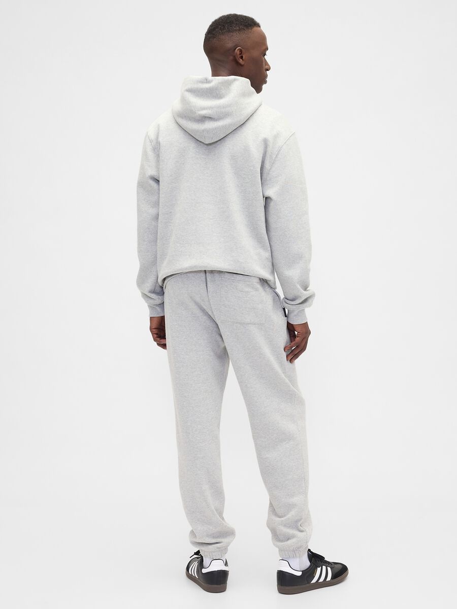 Pantaloni grigi jogger in misto tessuto Uomo_2