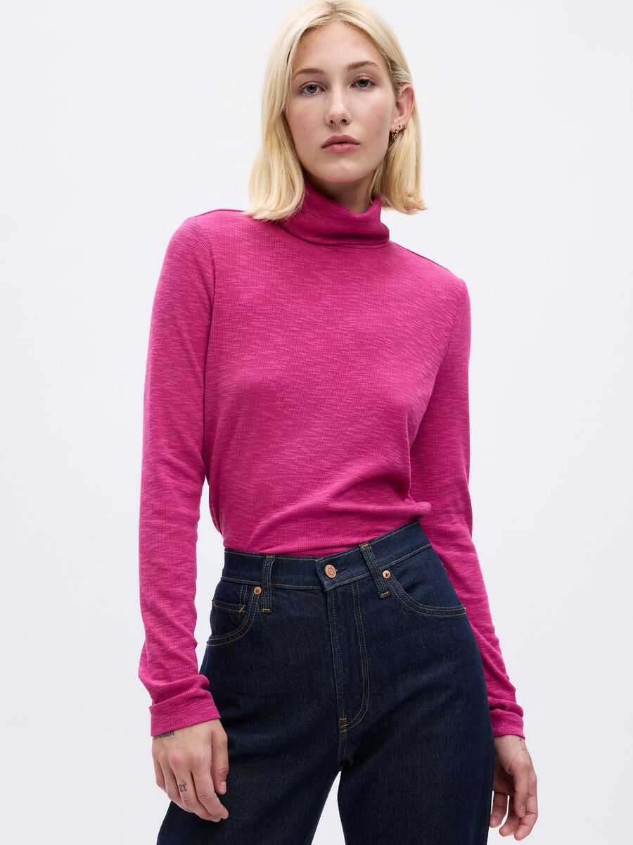 T-shirt a costine sottili con collo alto Donna_0