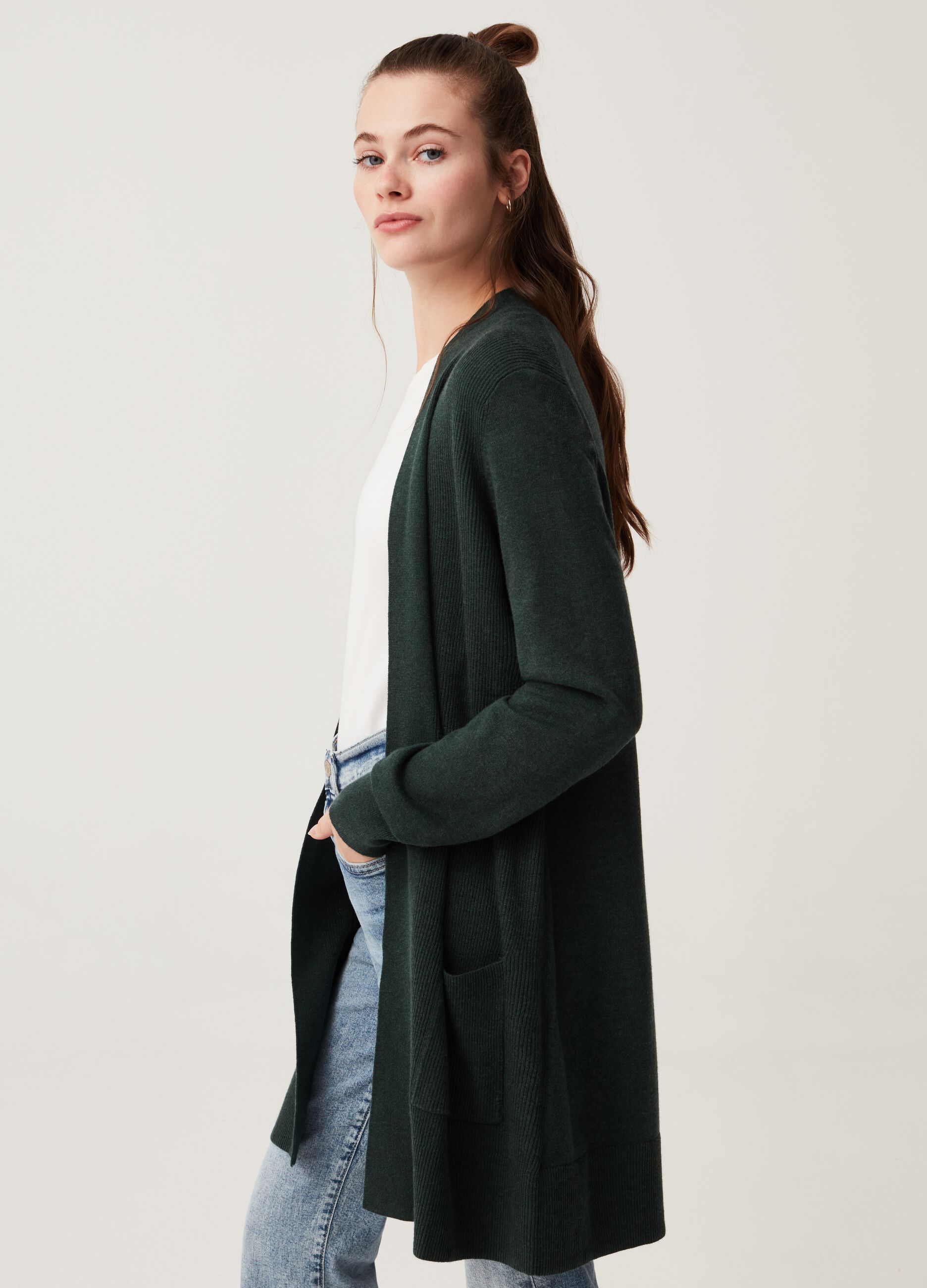 Long cardigan with pockets