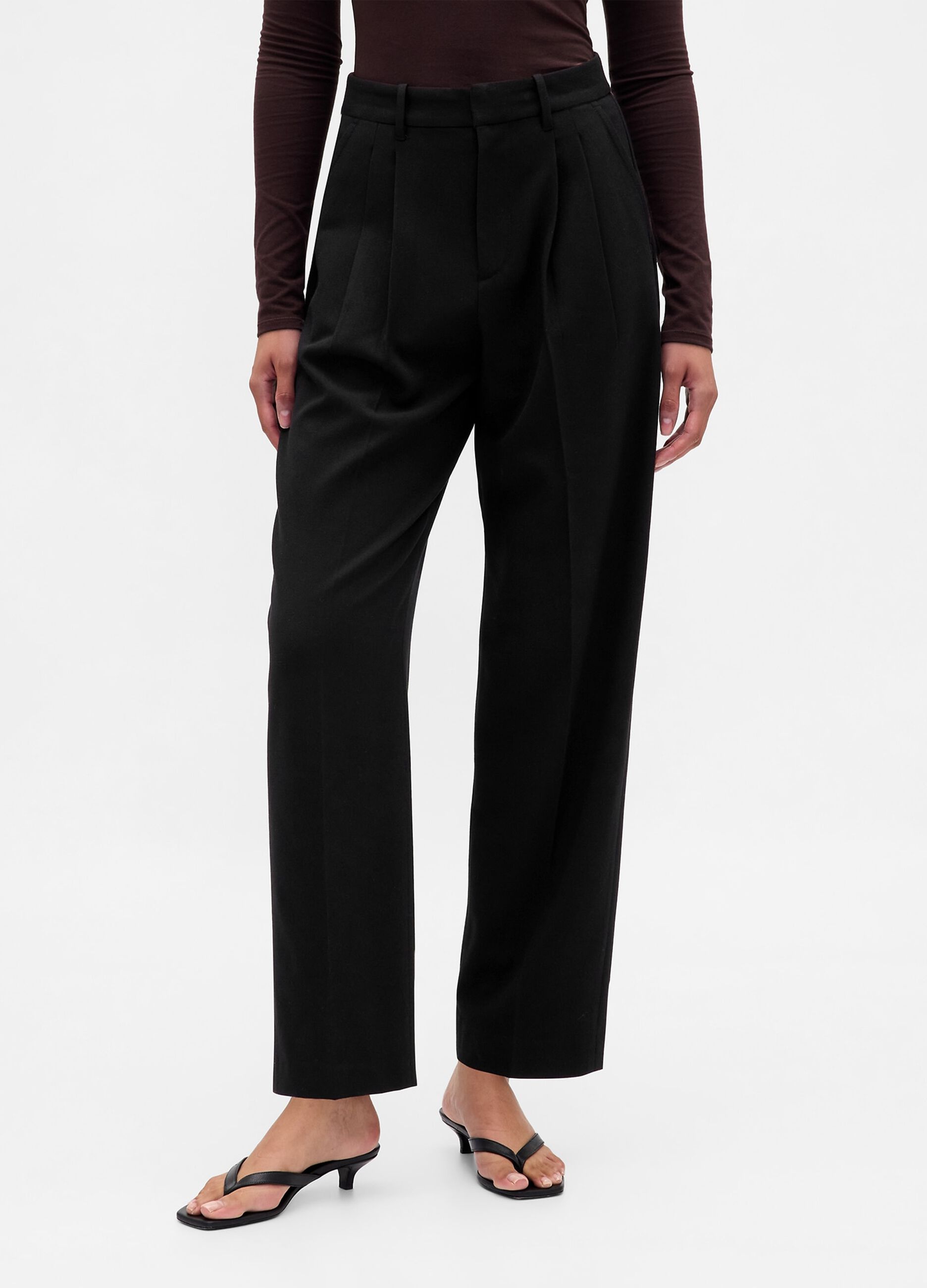 Pantaloni neri elasticizzati_1