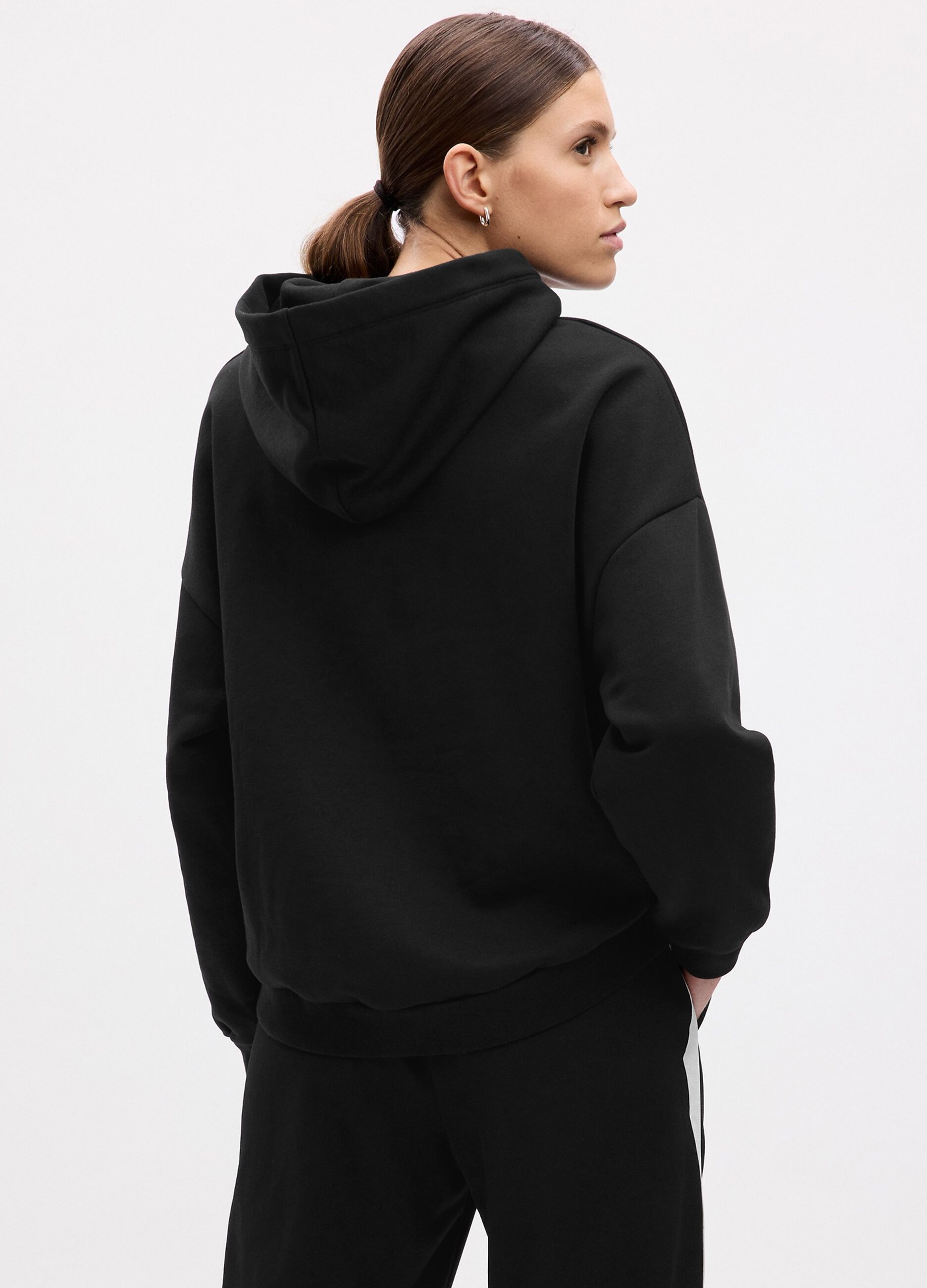 Felpa oversize con cappuccio e logo_1