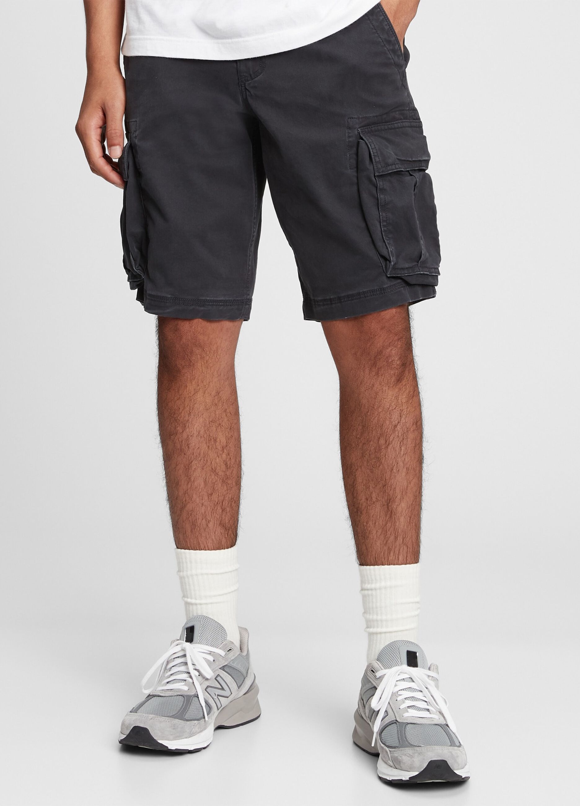 Stretch cotton cargo Bermuda shorts