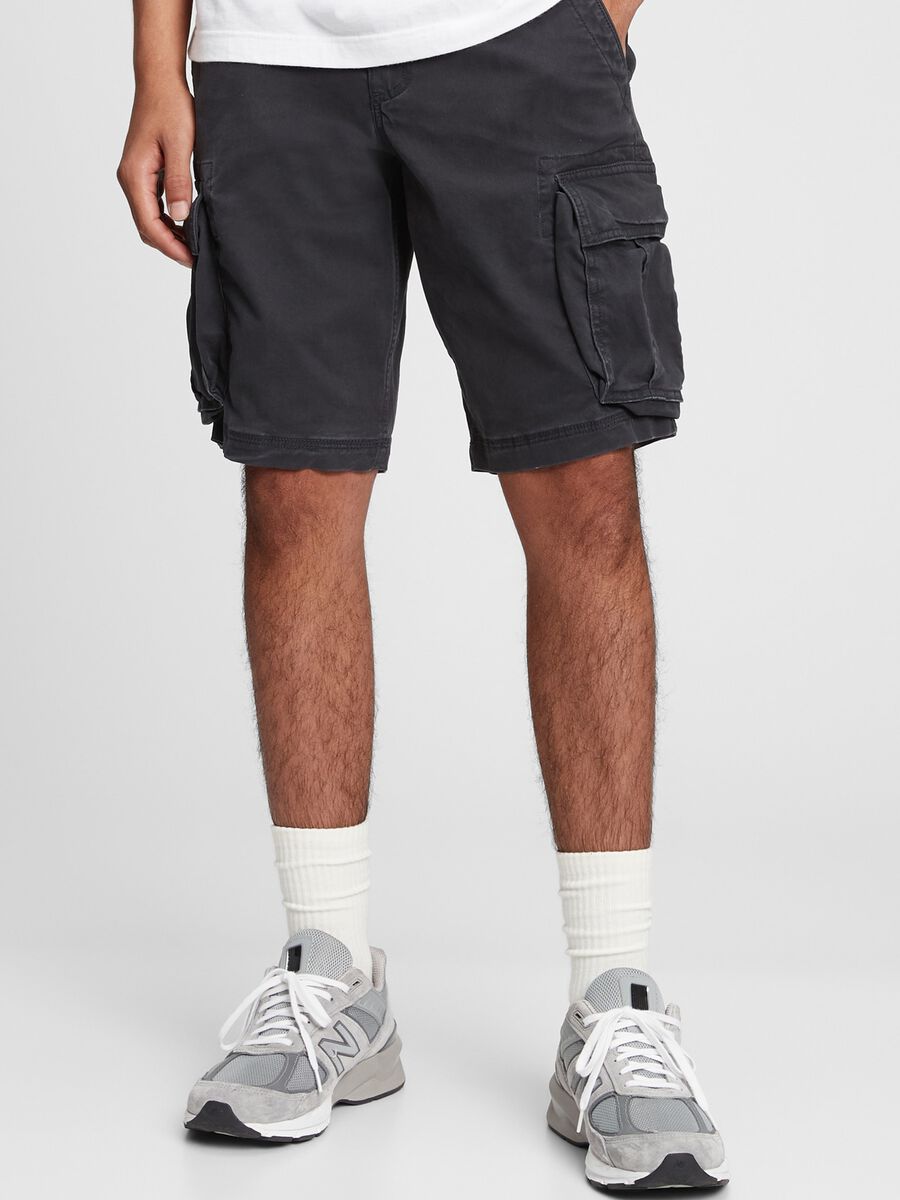 Stretch cotton cargo Bermuda shorts Man_0